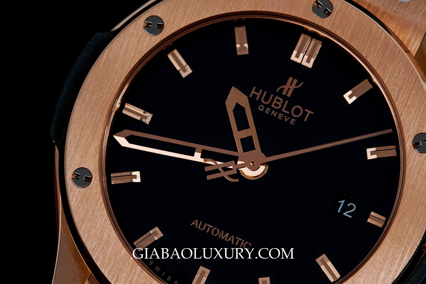 đồng hồ Hublot Classic Fussion