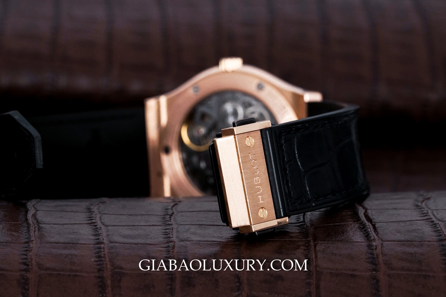 đồng hồ Hublot Classic Fusion Ultra-Thin Skeleton King Gold