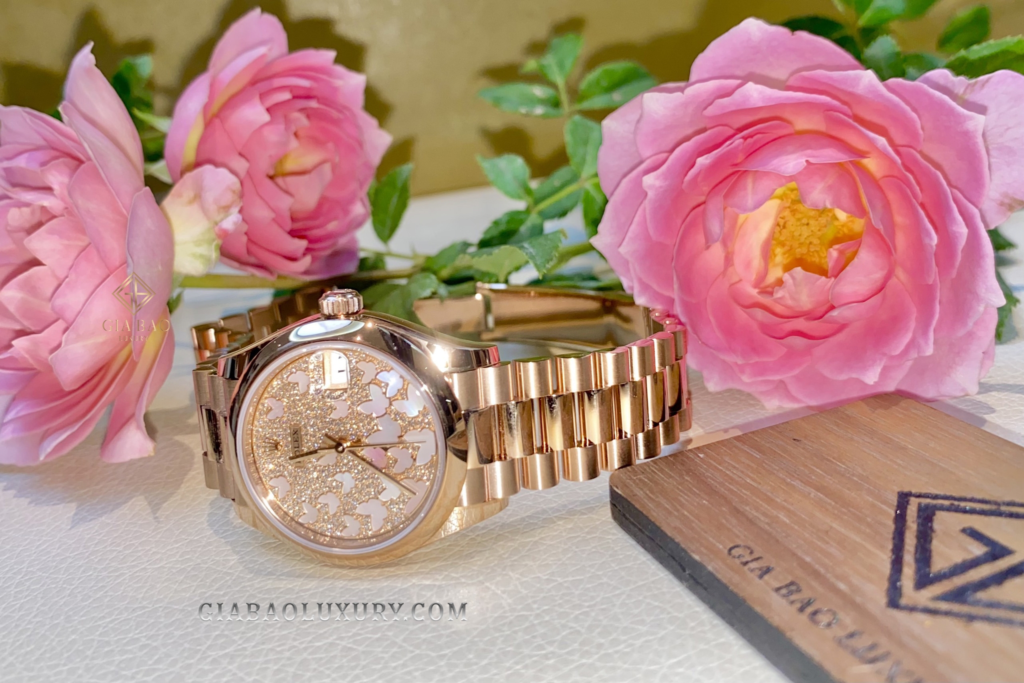 Đồng Hồ Rolex Datejust 31 278245 Mặt Số Vỏ Trai Họa Tiết Butterfly