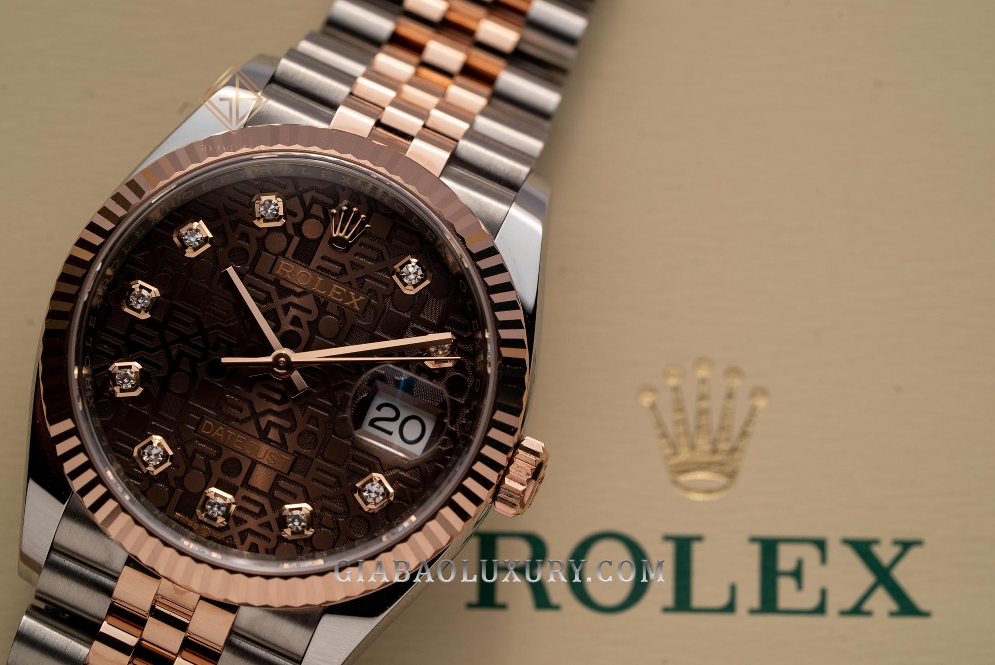 Đồng Hồ Rolex Datejust 36 126231 Mặt Số Vi Tính Chocolate