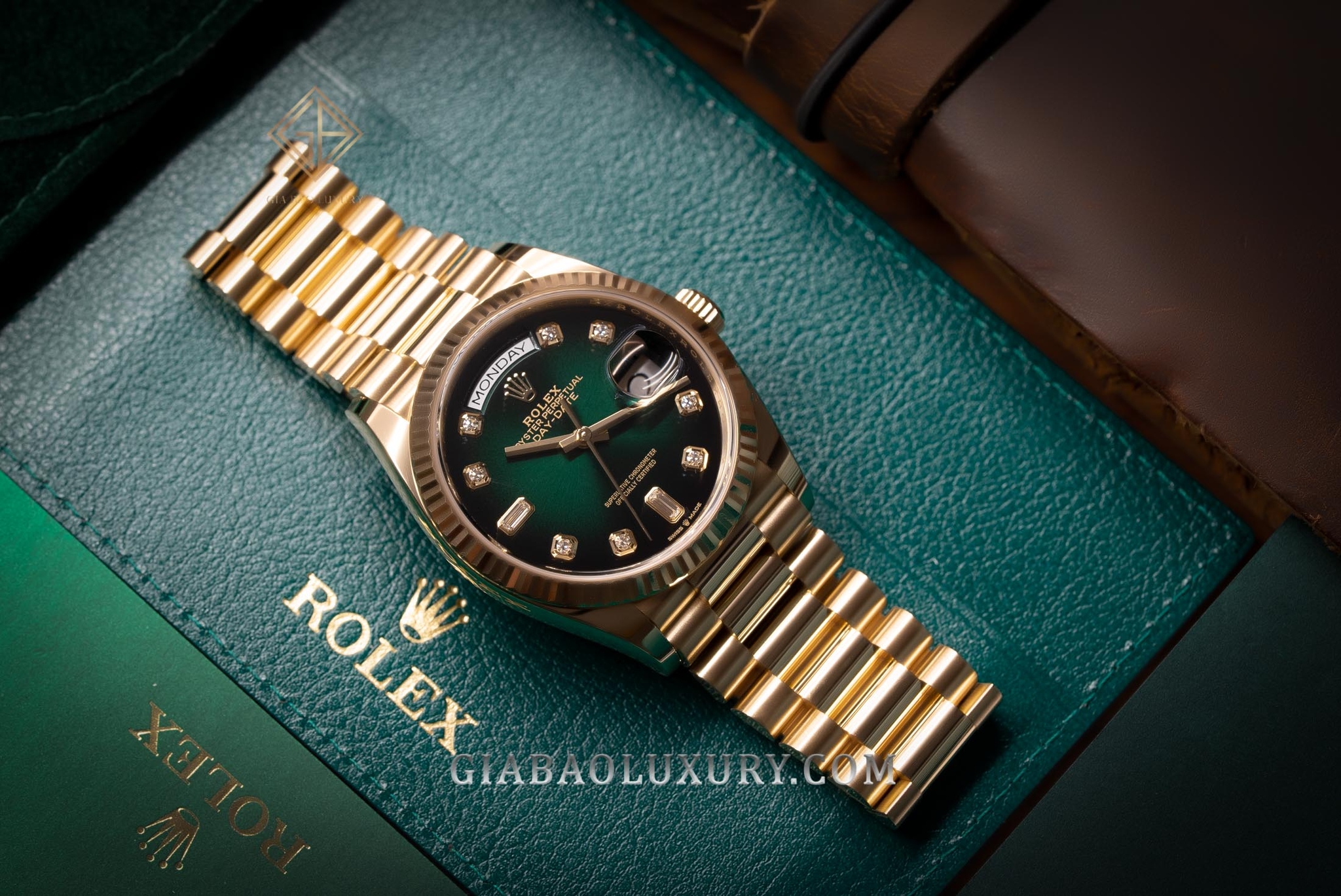 đồng hồ Rolex Day-Date 128238 ombré model mới 2019 tại Việt Nam