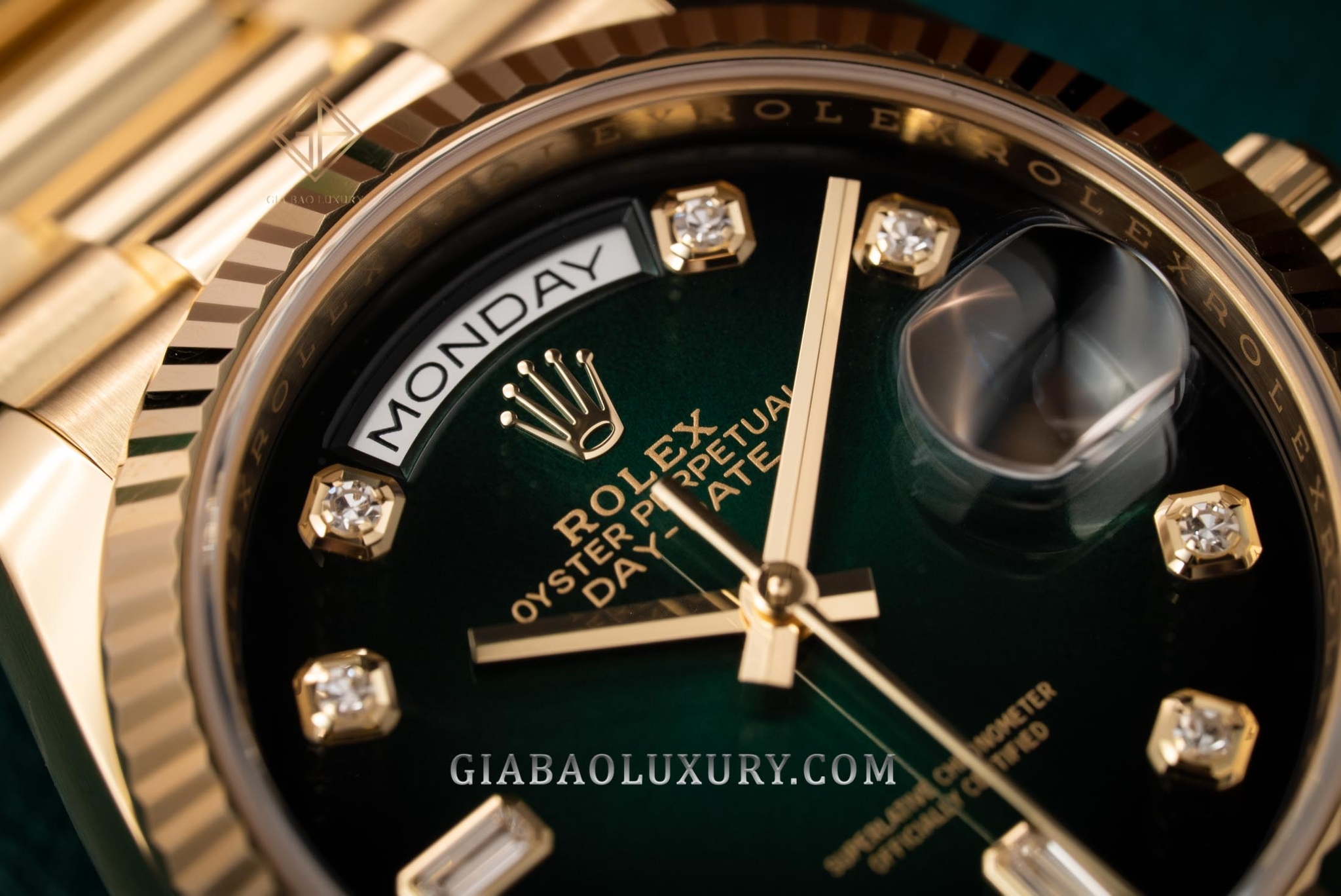 đồng hồ Rolex Day-Date 128238 ombré model mới 2019 tại Việt Nam