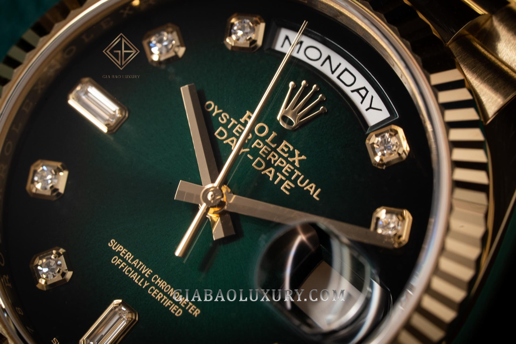 đồng hồ Rolex Day-Date 128238 ombré model mới 2019 tại Việt Nam