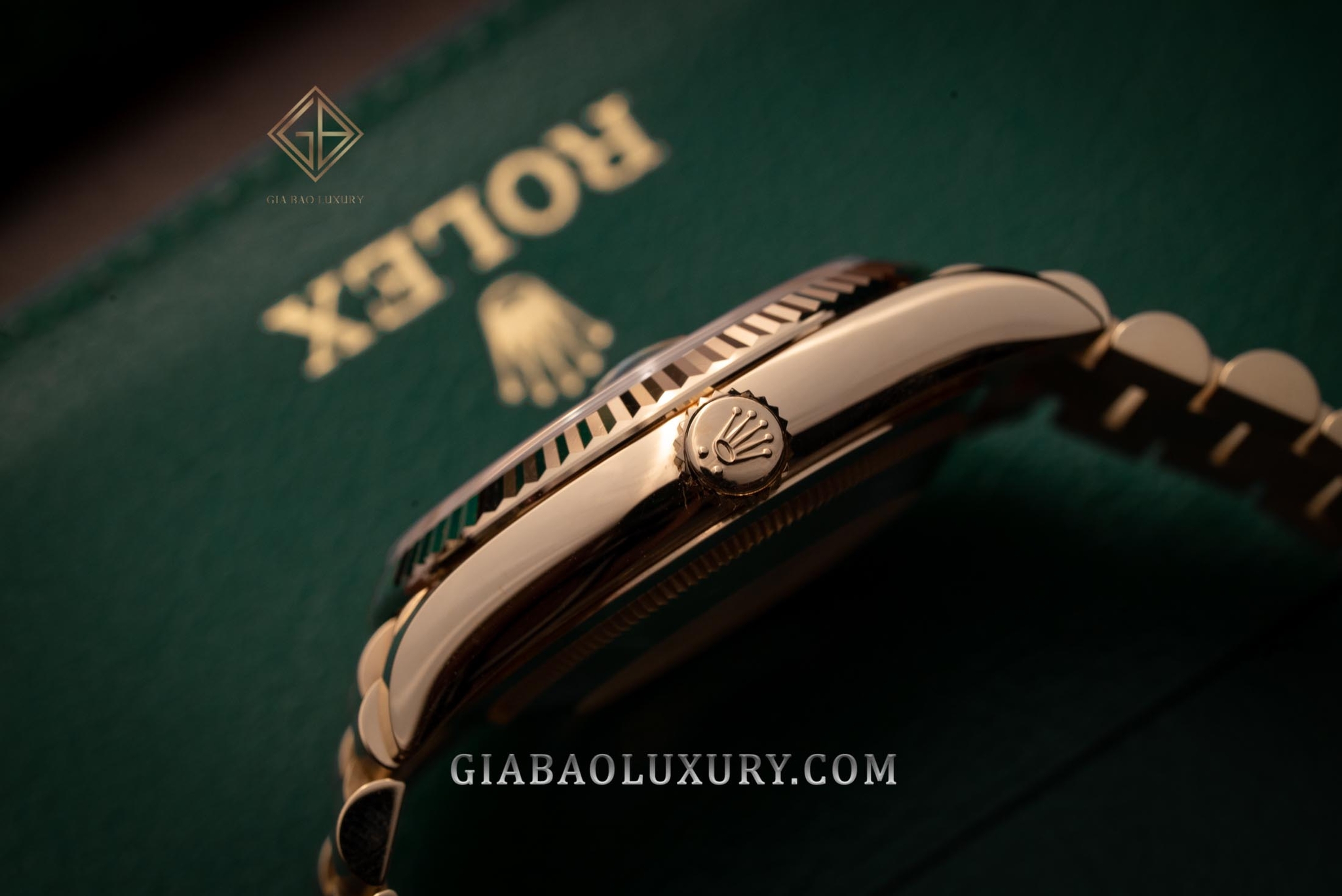 đồng hồ Rolex Day-Date 128238 ombré model mới 2019 tại Việt Nam