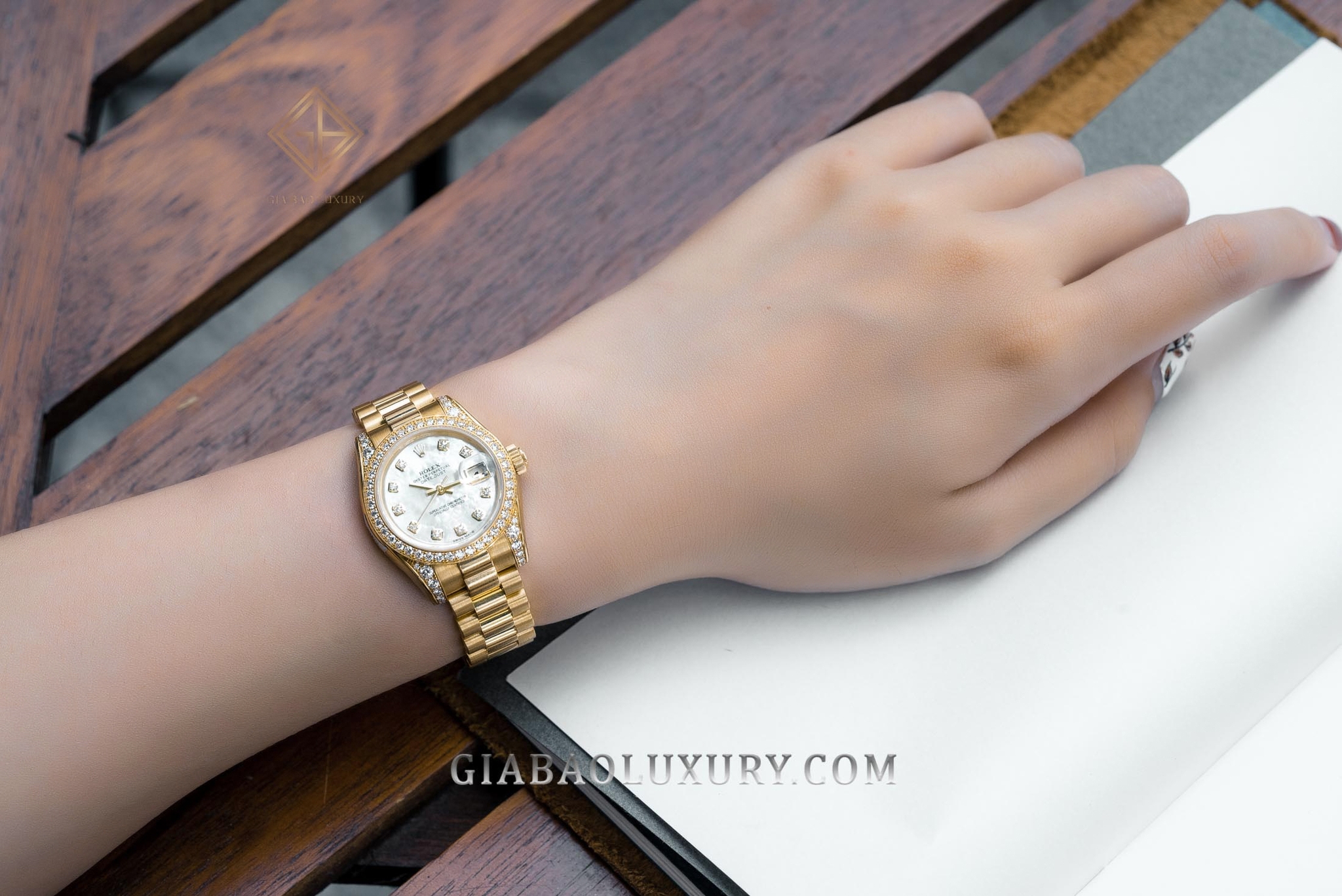 Review đồng hồ Rolex Day-Date 36mm 118388 và Rolex Lady Datejust 26mm 179158