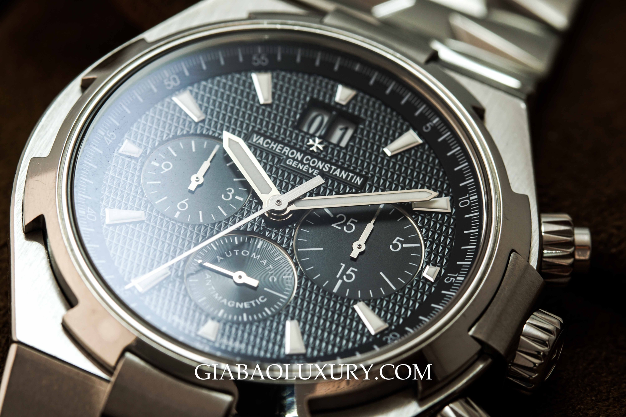 Đồng Hồ Vacheron Constantin Overseas Chronograph 49150/B01A-9097