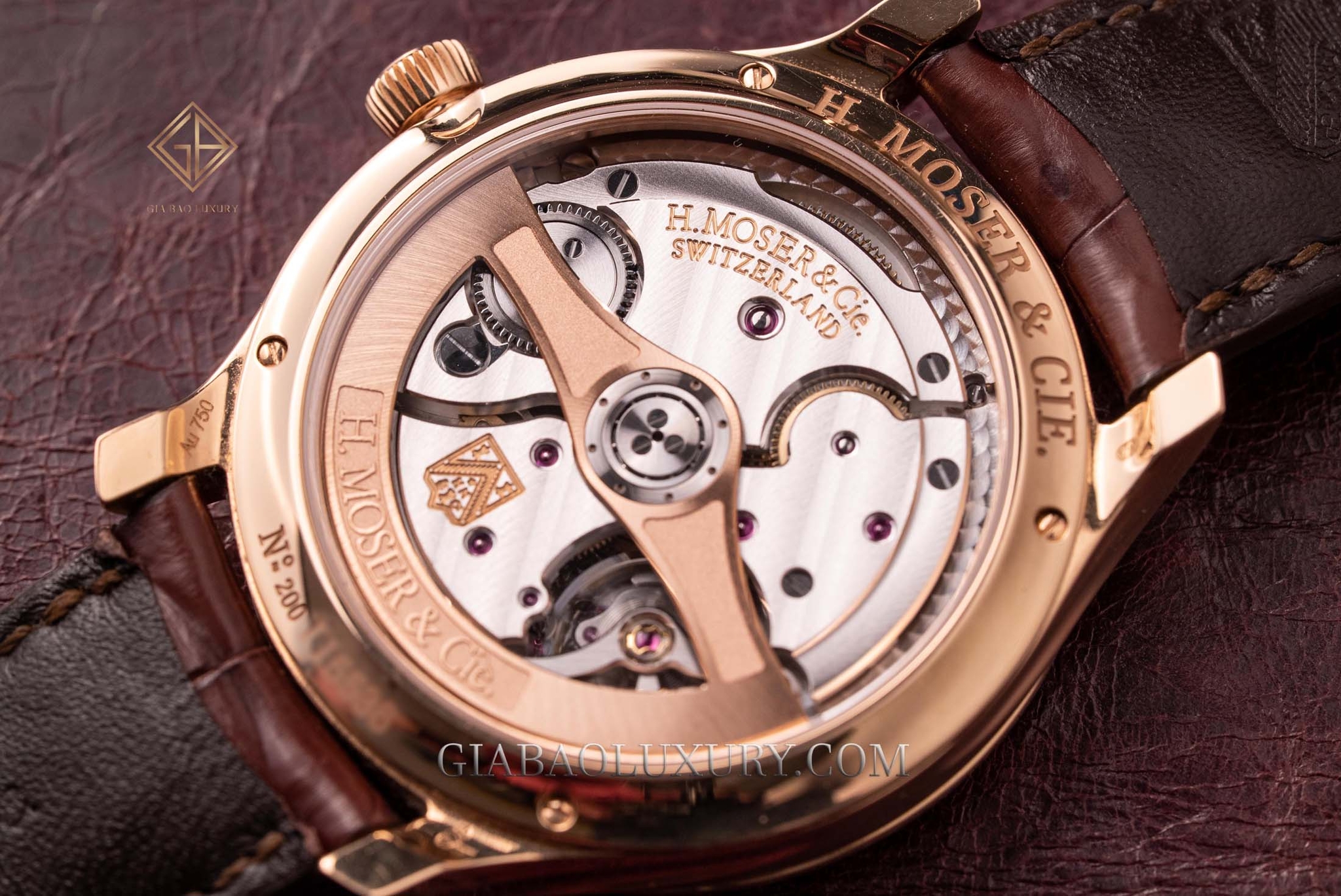 Đồng hồ H. Moser & Cie. Endeavour Centre Seconds 1343-0105