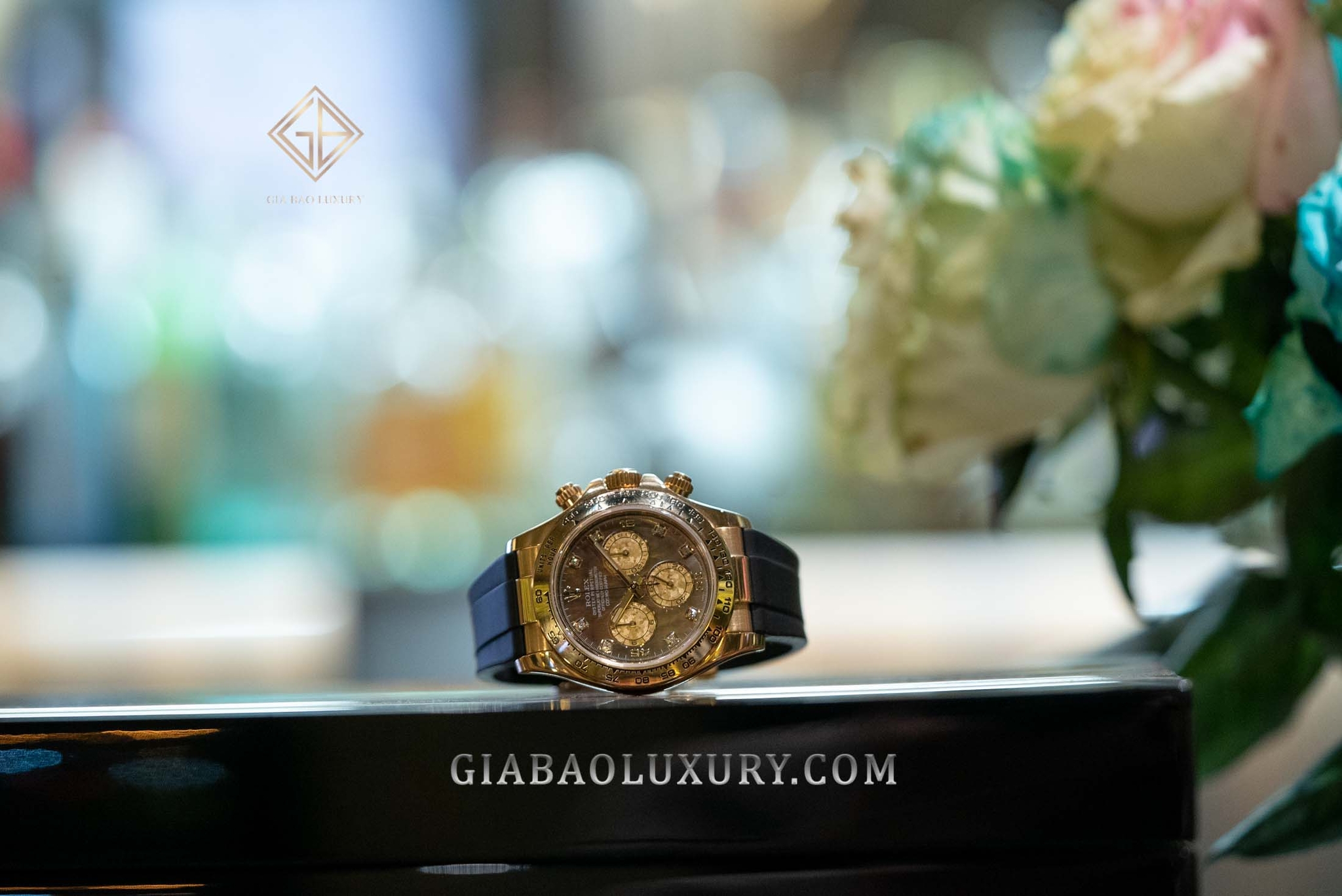 Đồng Hồ Rolex Cosmograph Daytona 116518 Mặt Số Xà Cừ