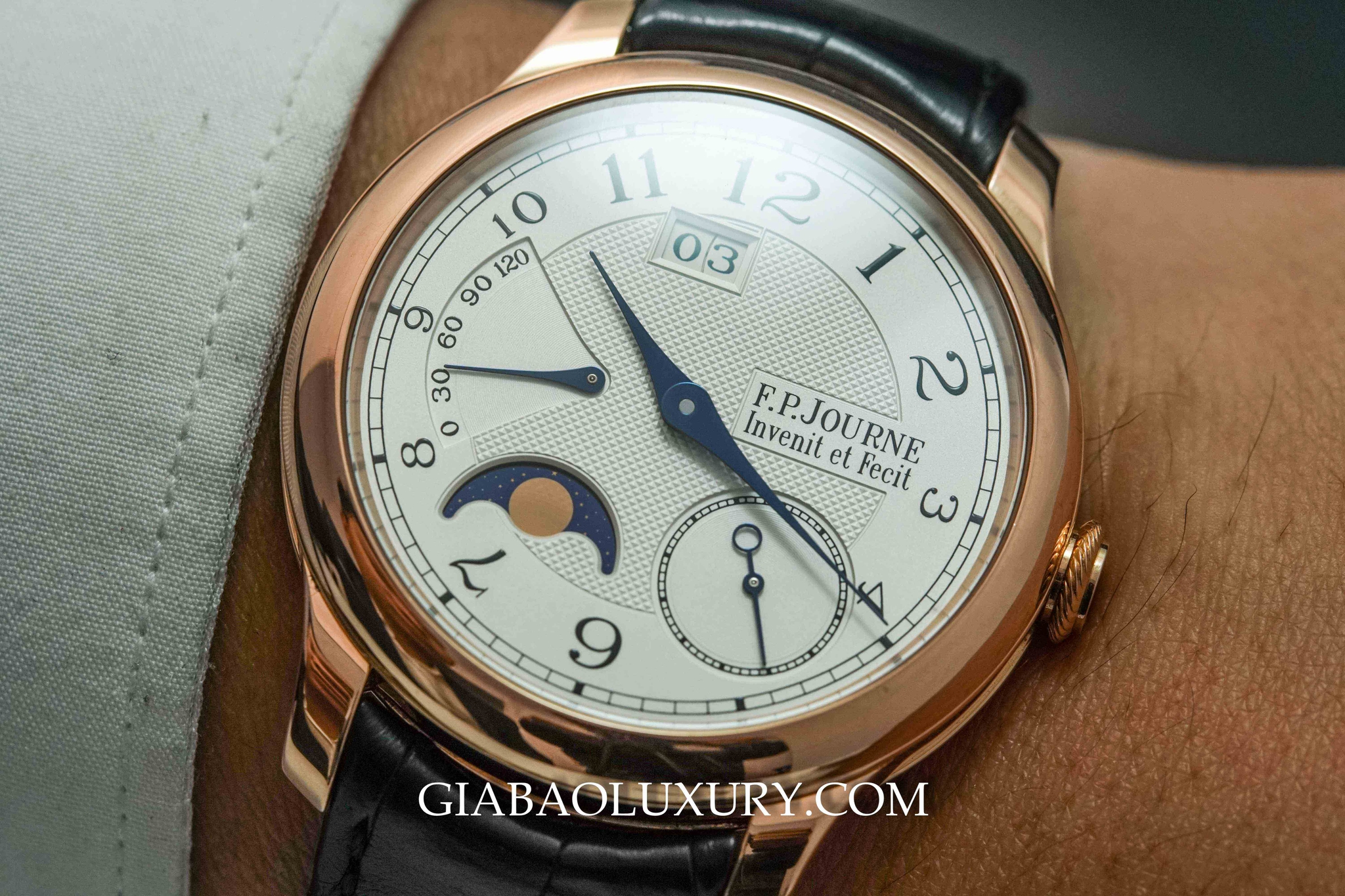 Review đồng hồ F.P. Journe Octa Lune