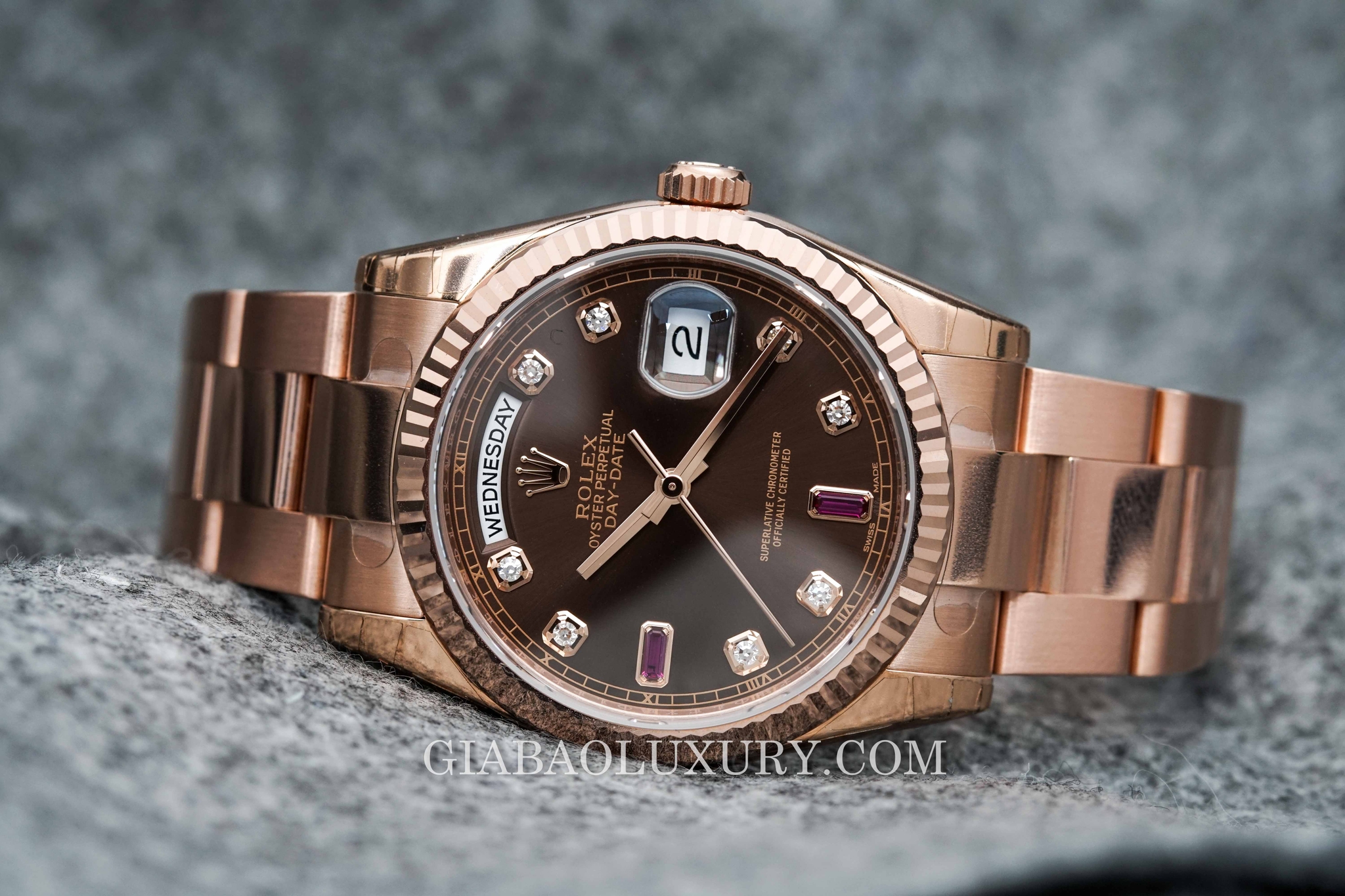 Review đồng hồ Rolex Day-Date 118235