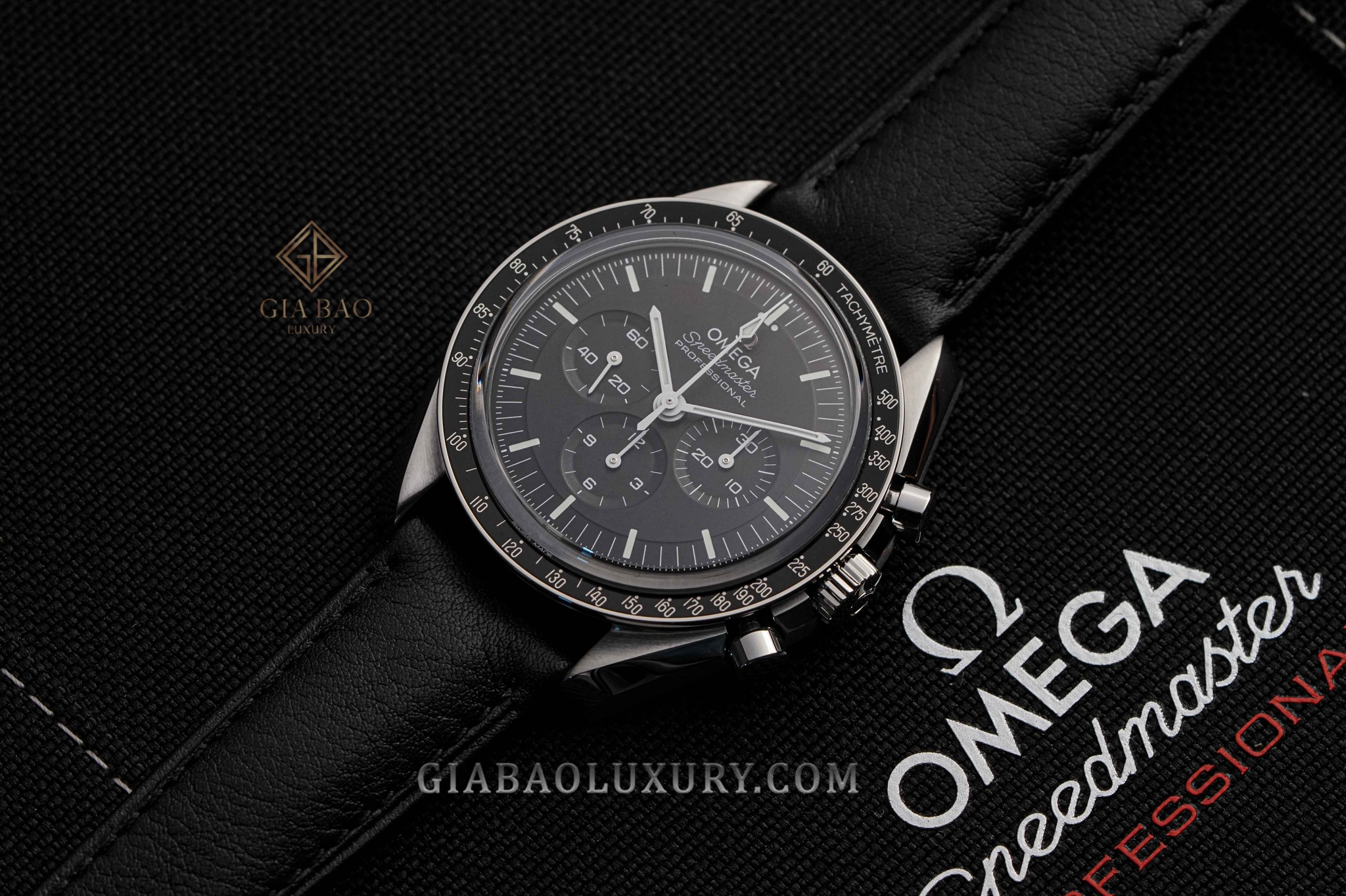 Đồng Hồ Omega Speedmaster Professional 310.32.42.50.01.002