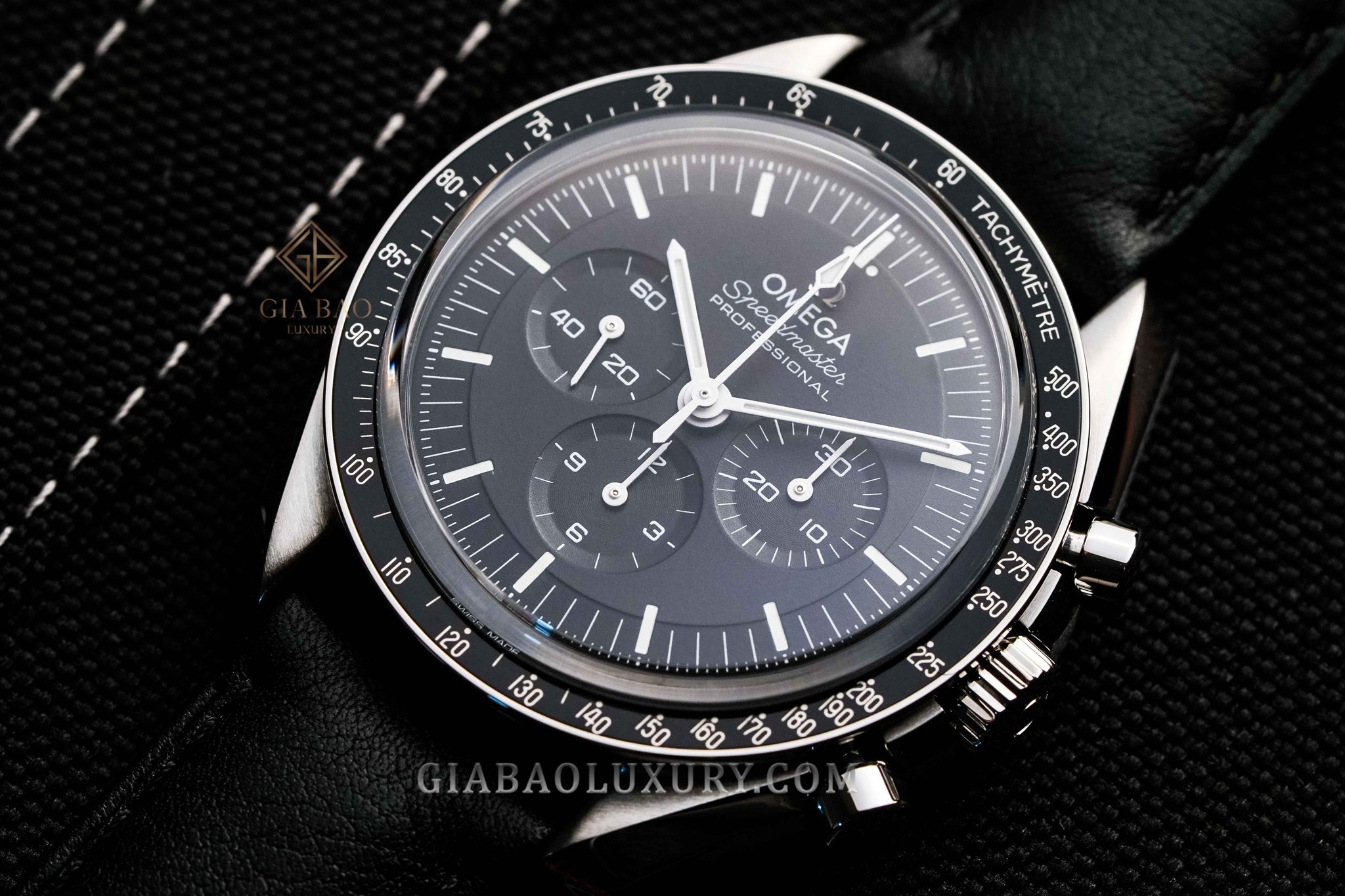 Đồng Hồ Omega Speedmaster Professional 310.32.42.50.01.002
