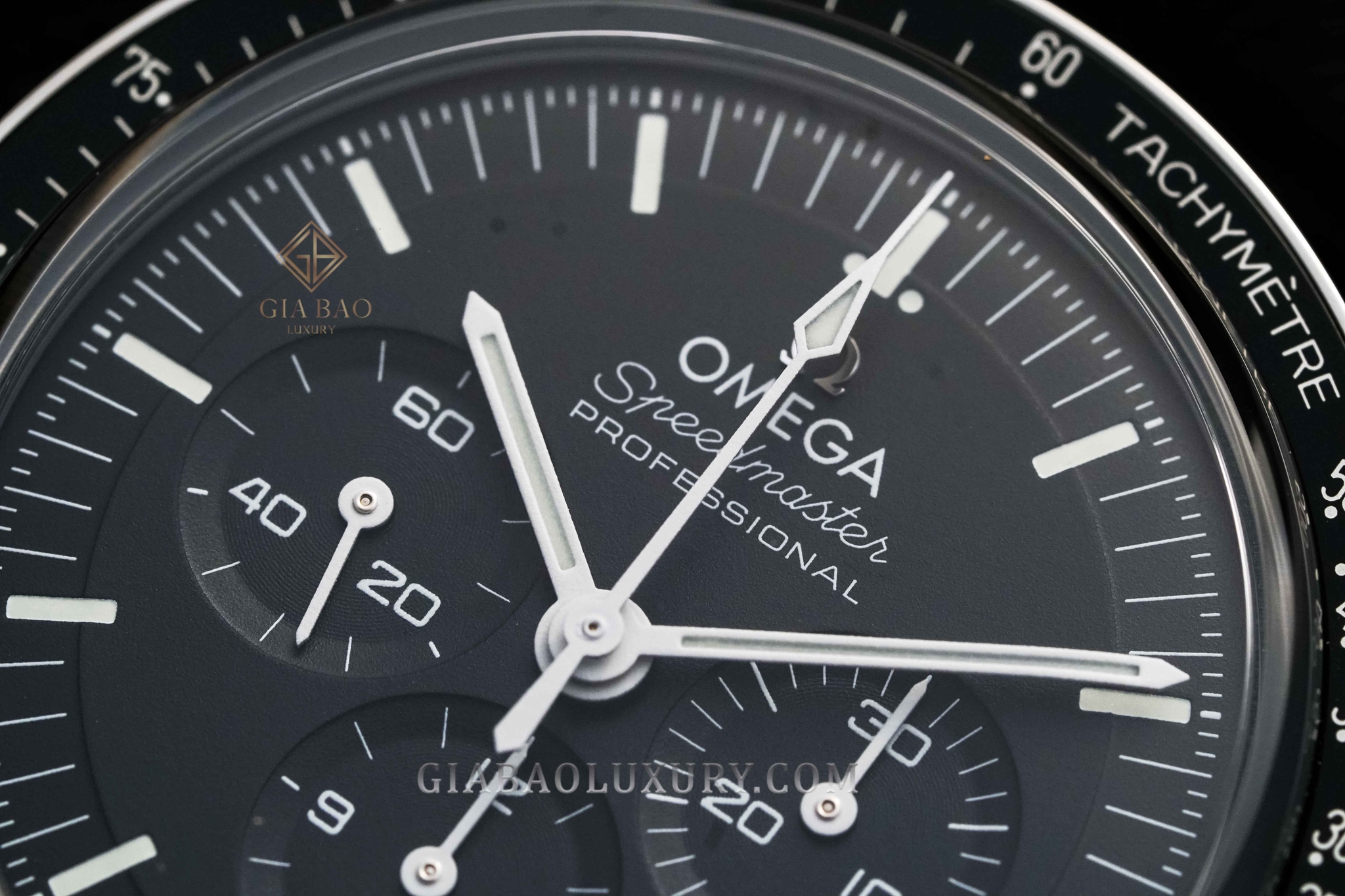 Đồng Hồ Omega Speedmaster Professional 310.32.42.50.01.002