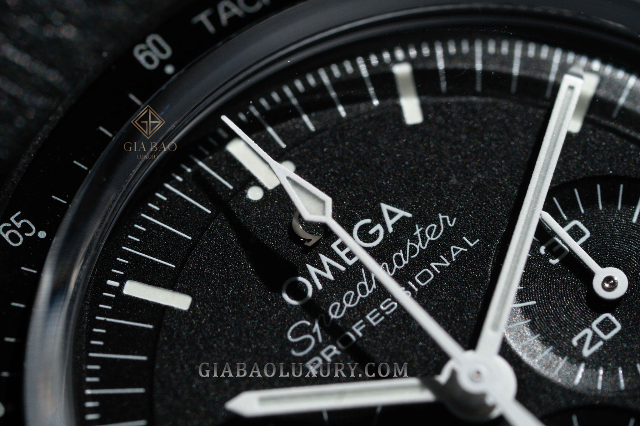 Đồng Hồ Omega Speedmaster Professional 310.32.42.50.01.002