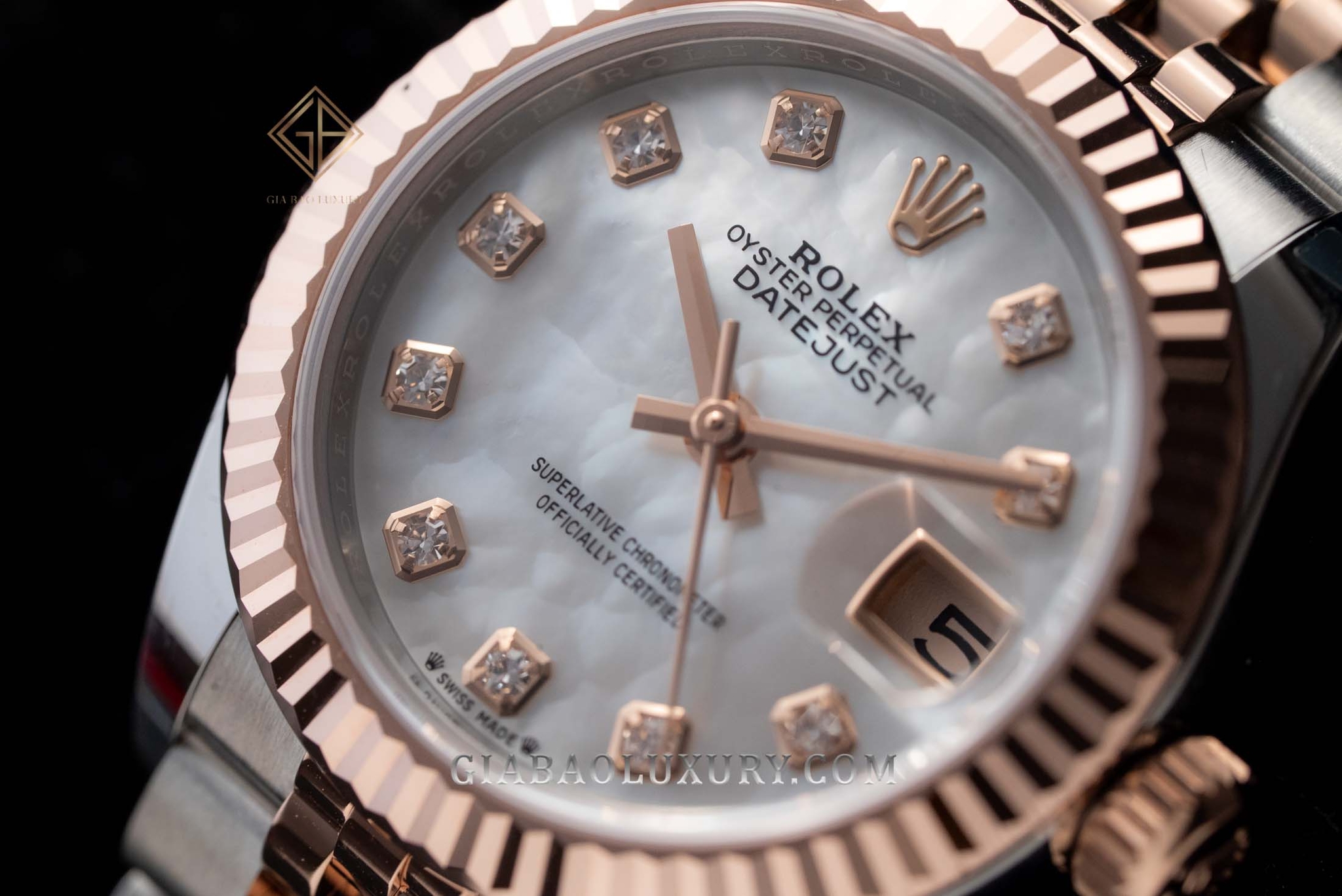 Đồng Hồ Rolex Lady Datejust 279171 Mặt Số Vỏ Trai Trắng