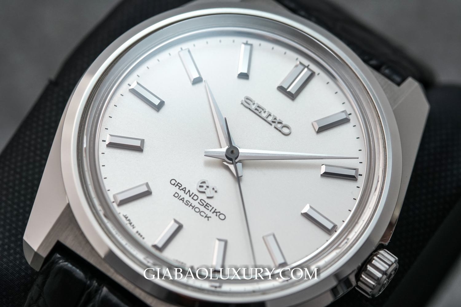 Review đồng hồ Grand Seiko phiên bản kỷ niệm 100 năm sản xuất đồng hồ của  Seiko