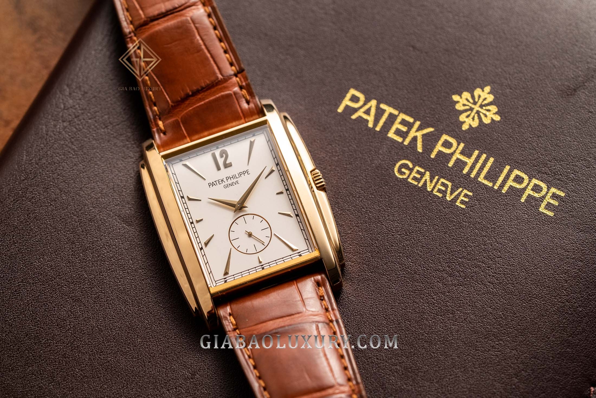 Đồng Hồ Patek Philippe Gondolo 5124J-001