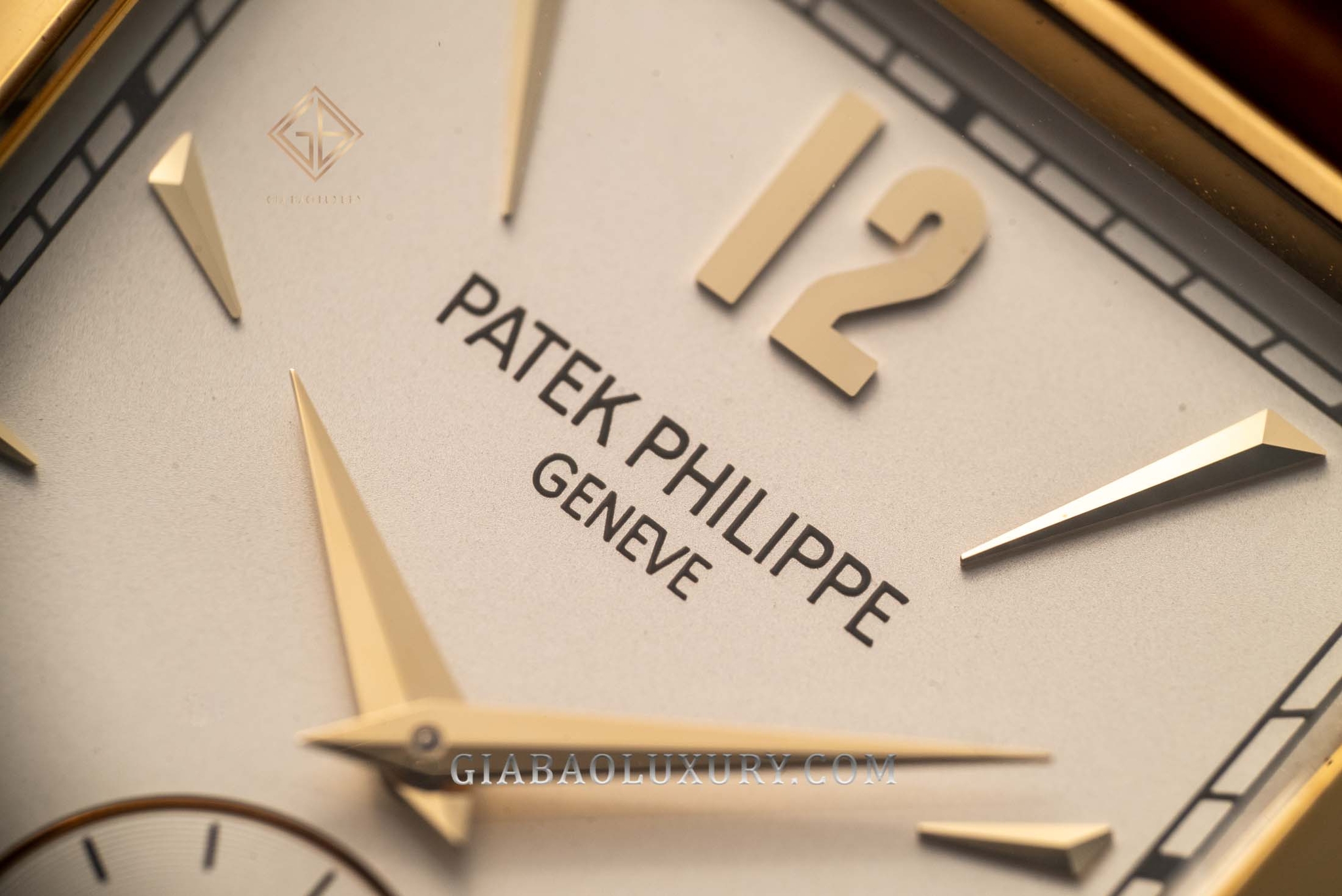 Đồng Hồ Patek Philippe Gondolo 5124J-001