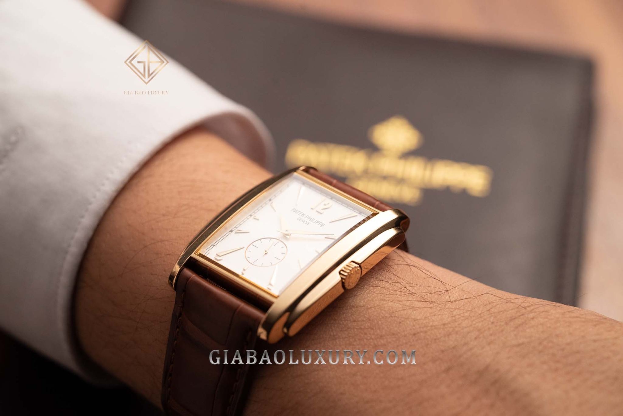 Đồng Hồ Patek Philippe Gondolo 5124J-001