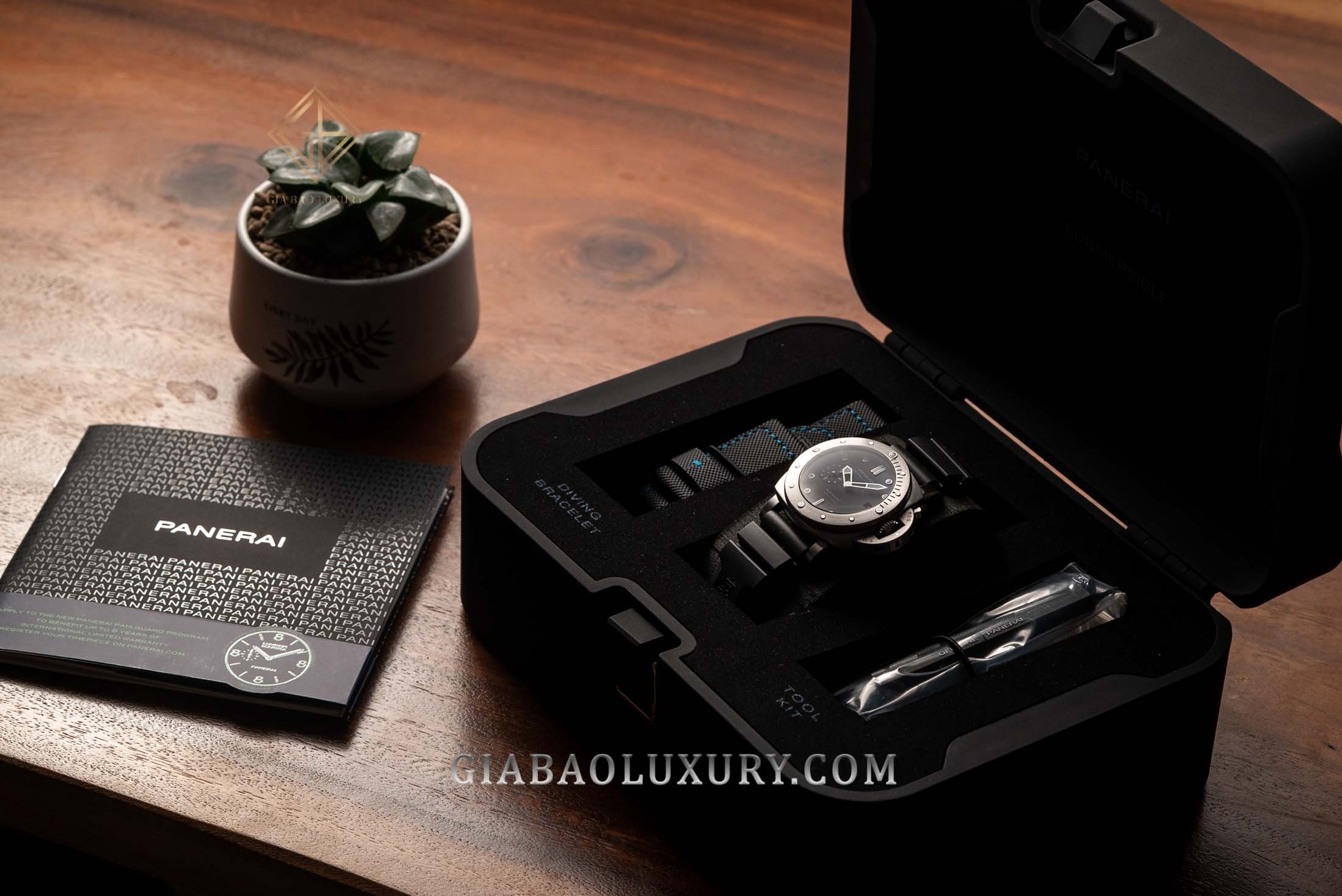 Đồng Hồ Panerai Submersible PAM00973