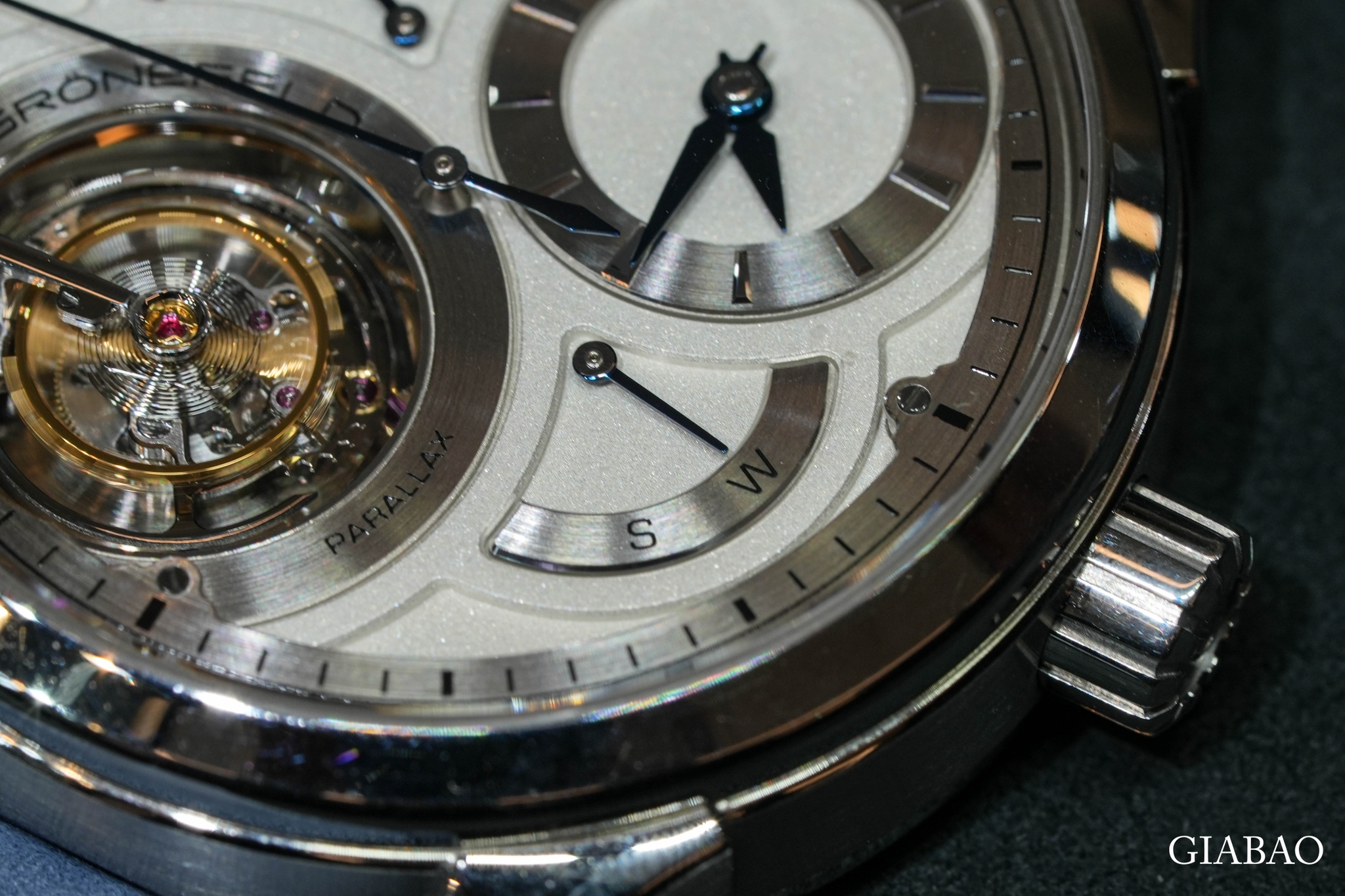 Đồng hồ Parallax Tourbillon 