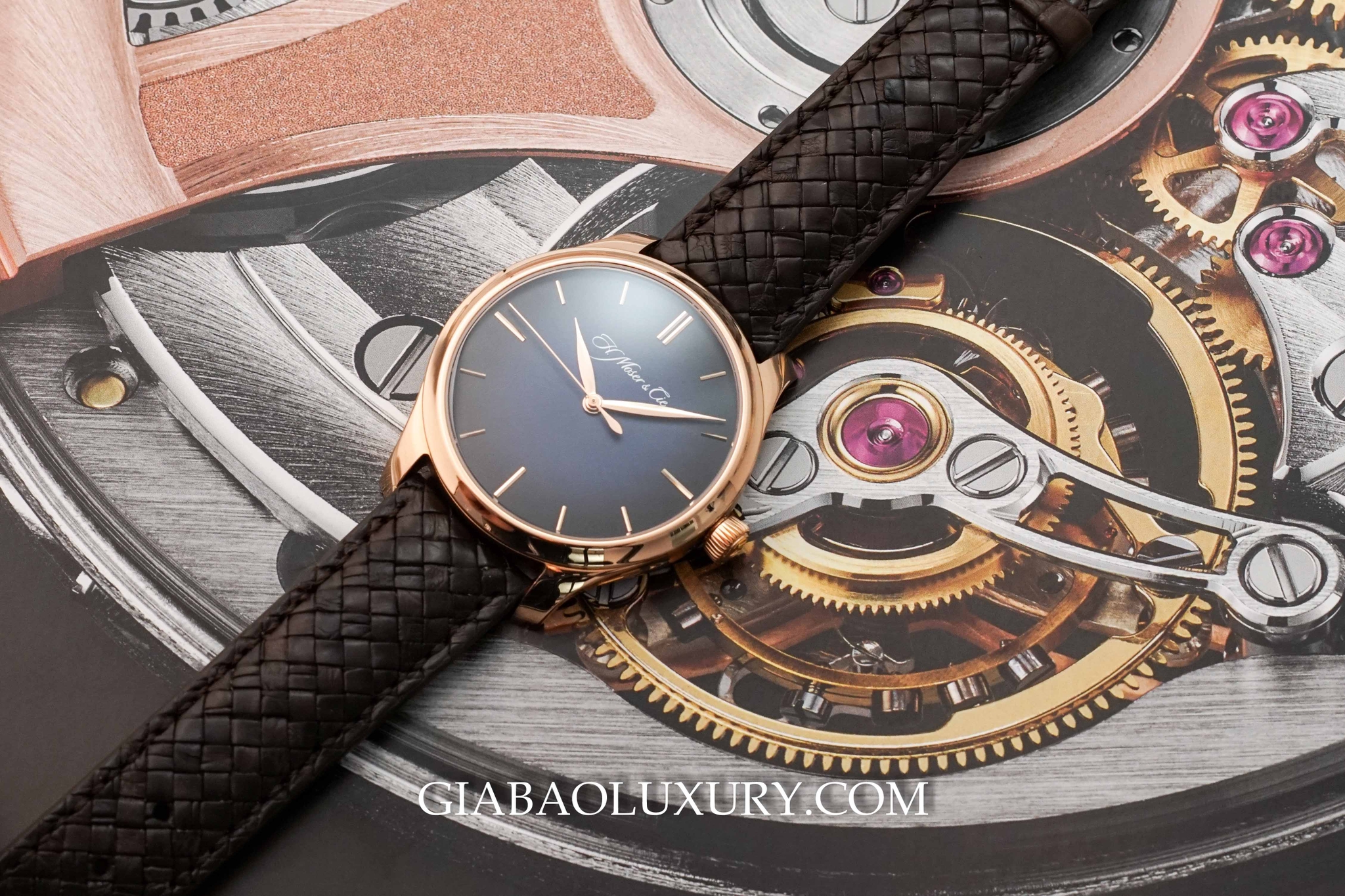 Đồng Hồ H. Moser Endeavour Centre Seconds Automatic