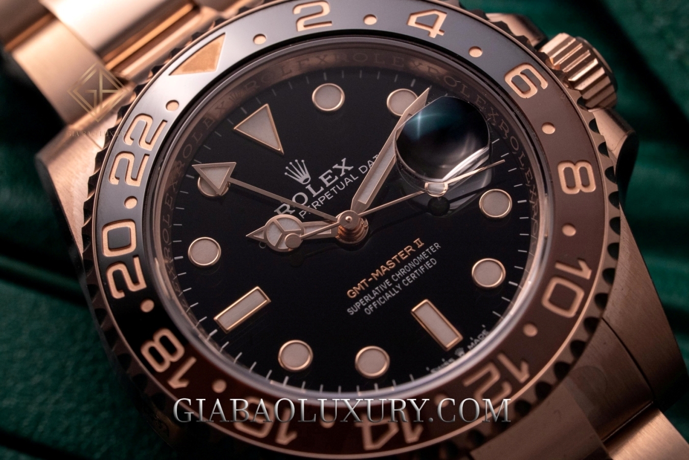 Đồng Hồ Rolex GMT Master II 126715CHNR