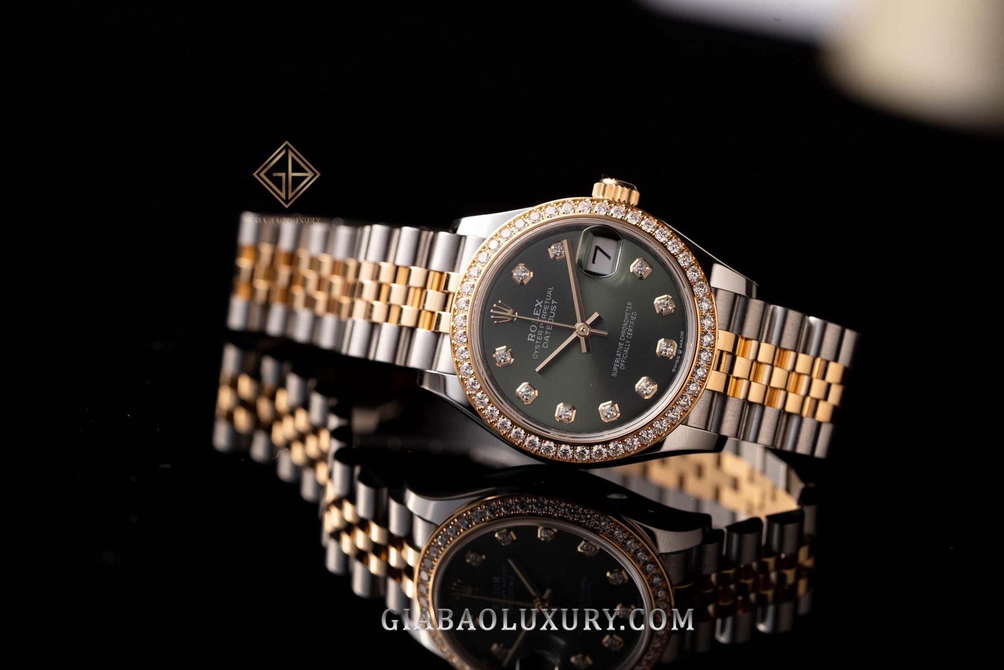 Đồng Hồ Rolex Datejust 31 278383RBR Mặt Số Xanh Oliu Nạm Kim Cương