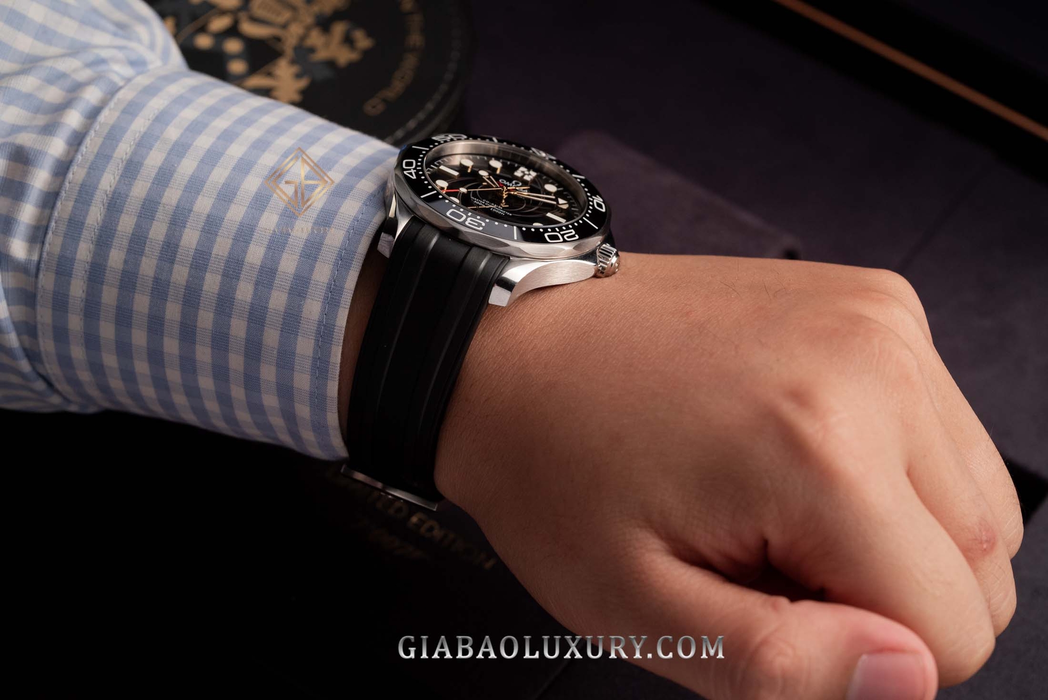Đồng Hồ Omega James Bond 007 Limited Edition 210.22.42.20.01.004