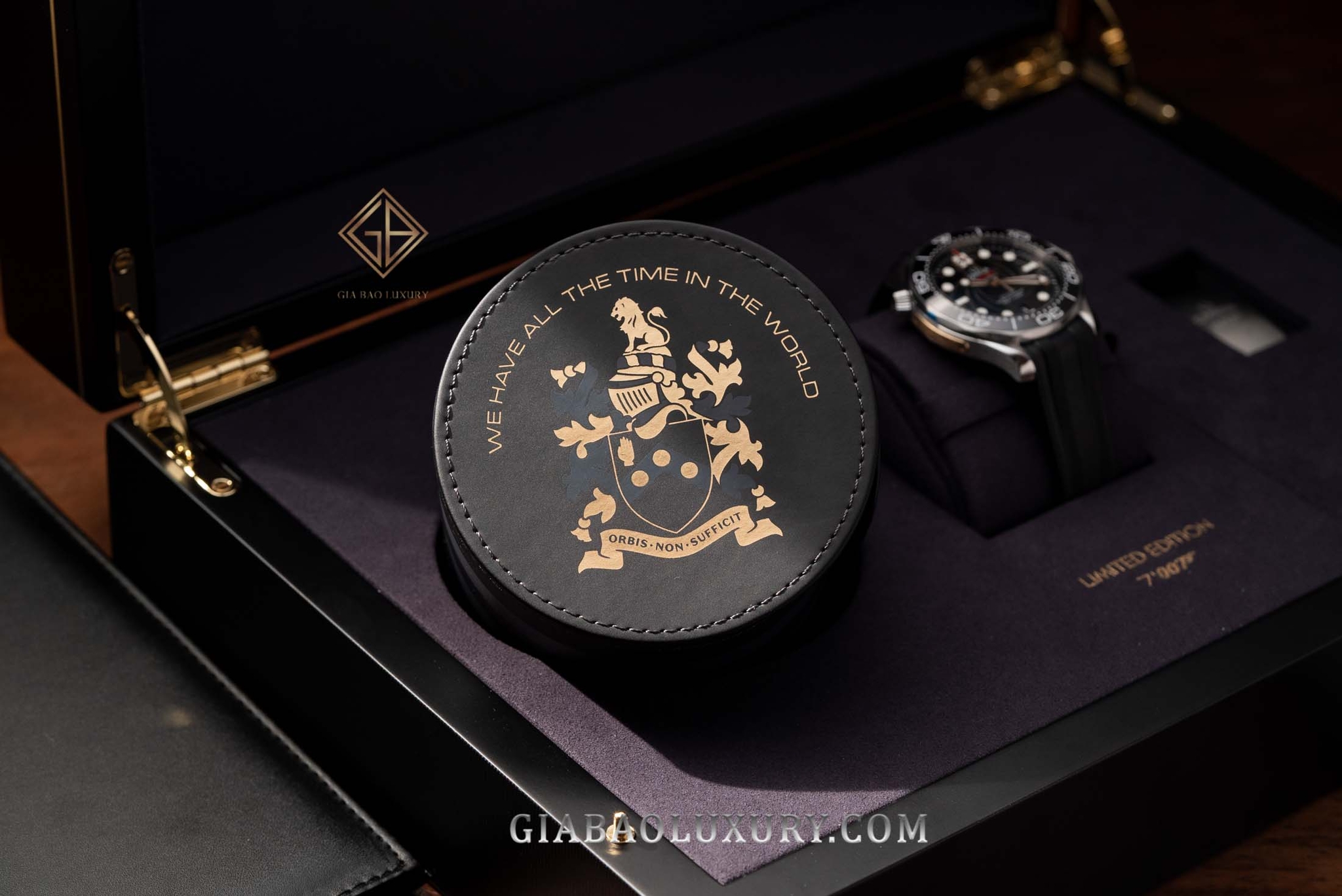 Đồng Hồ Omega James Bond 007 Limited Edition 210.22.42.20.01.004