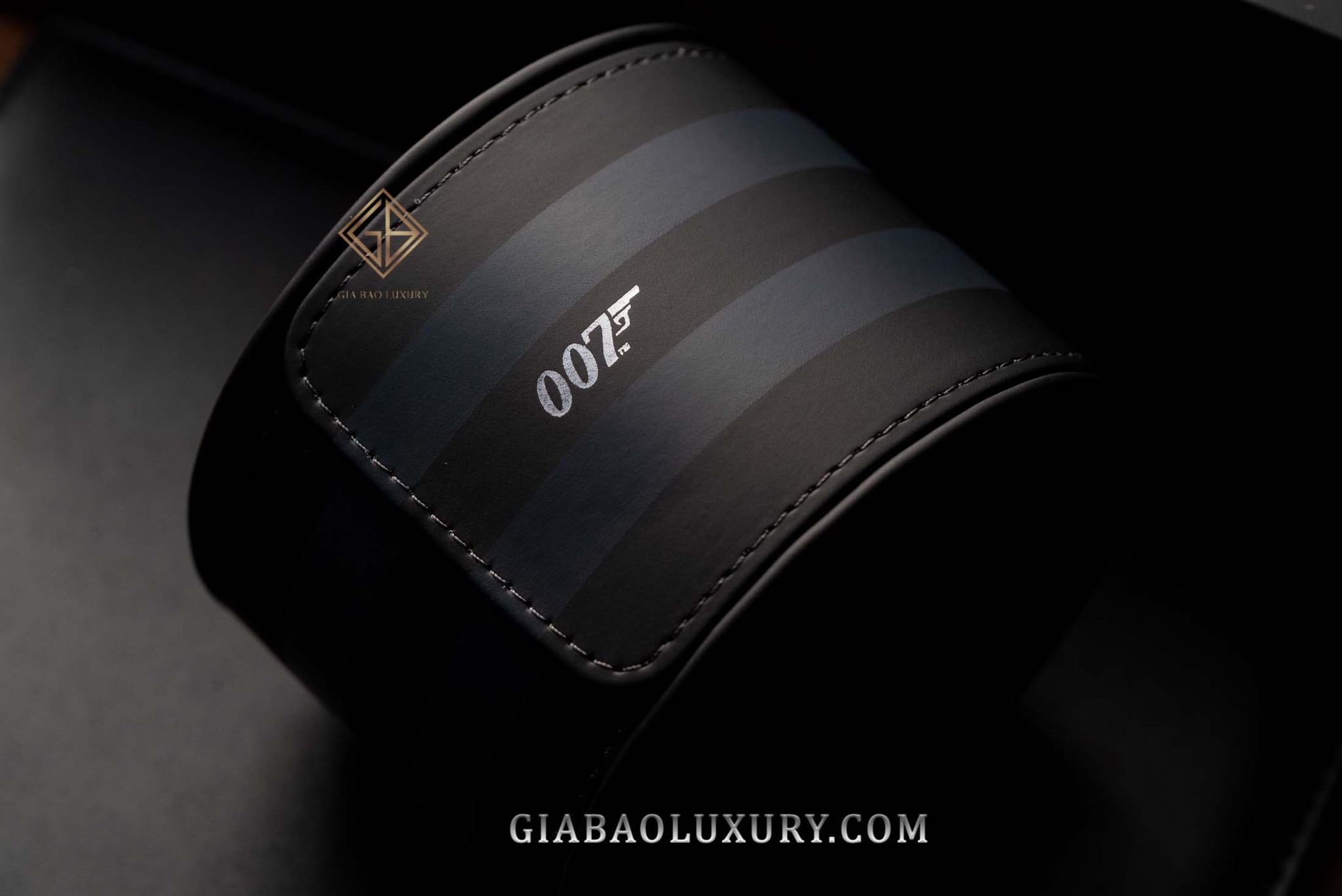 Đồng Hồ Omega James Bond 007 Limited Edition 210.22.42.20.01.004