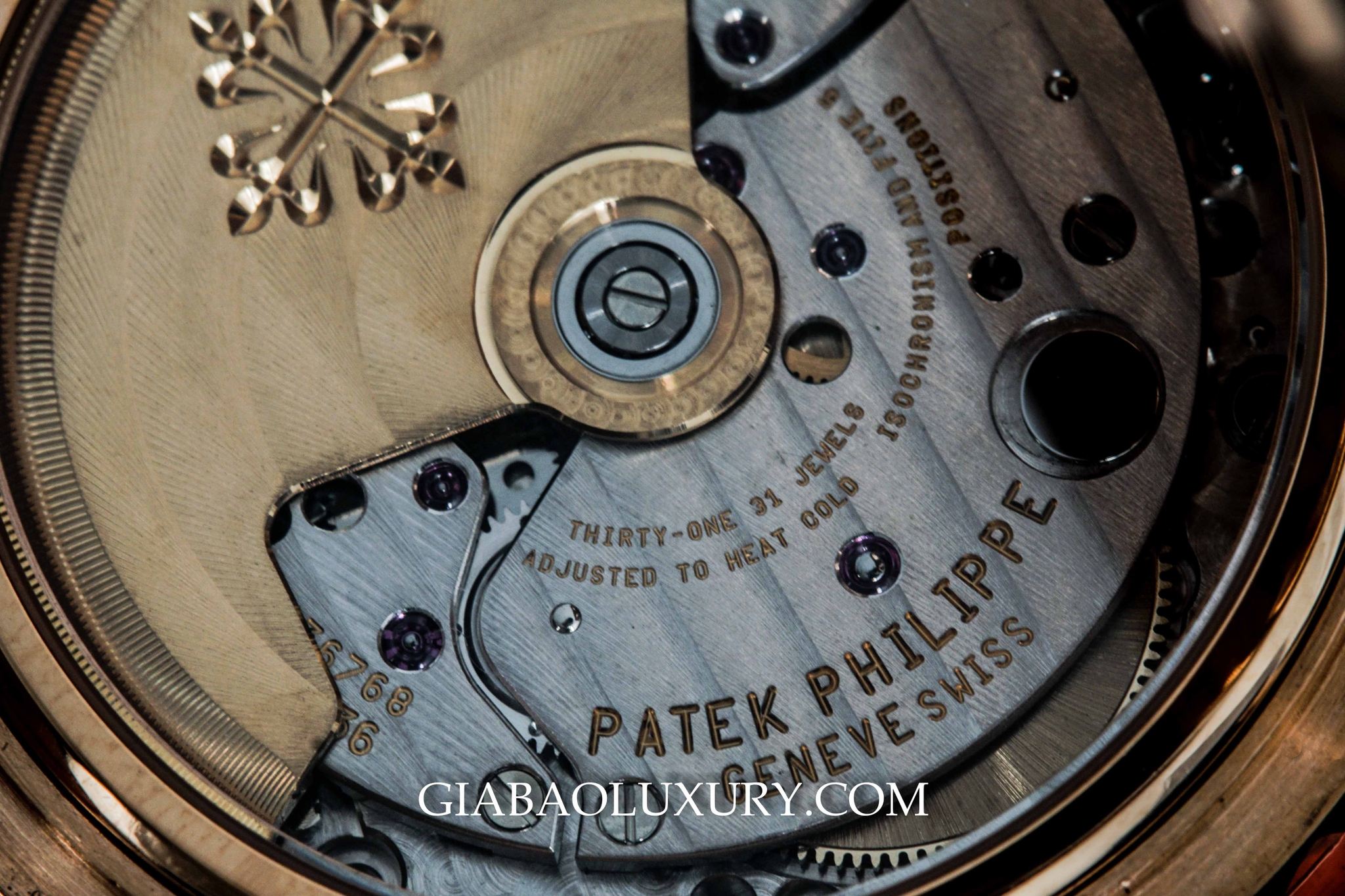 ĐỒNG HỒ PATEK PHILIPPE PERPETUAL CALENDAR RETROGRADE 5059R-001