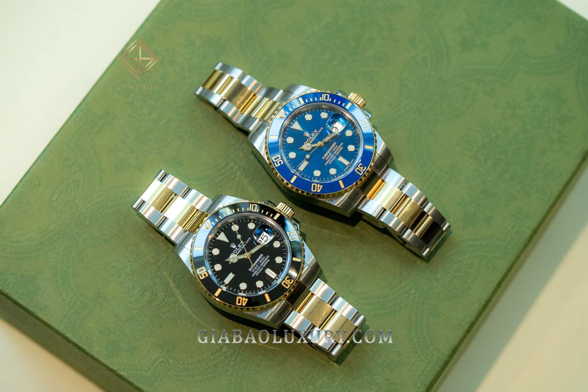 So sánh hai thế hệ đồng hồ Submariner cận kề: ref. 116613 và ref. 126613