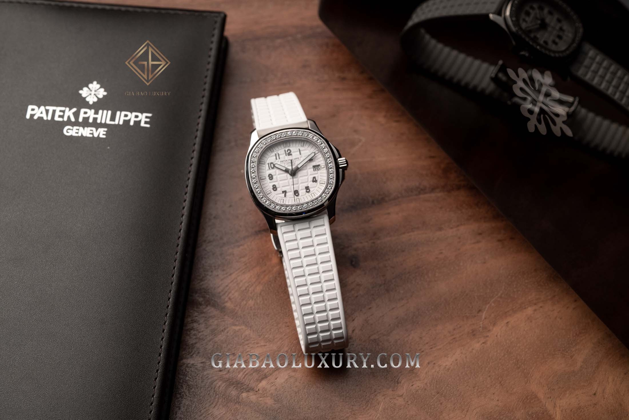 Đồng Hồ Patek Philippe Aquanaut 5067A-024