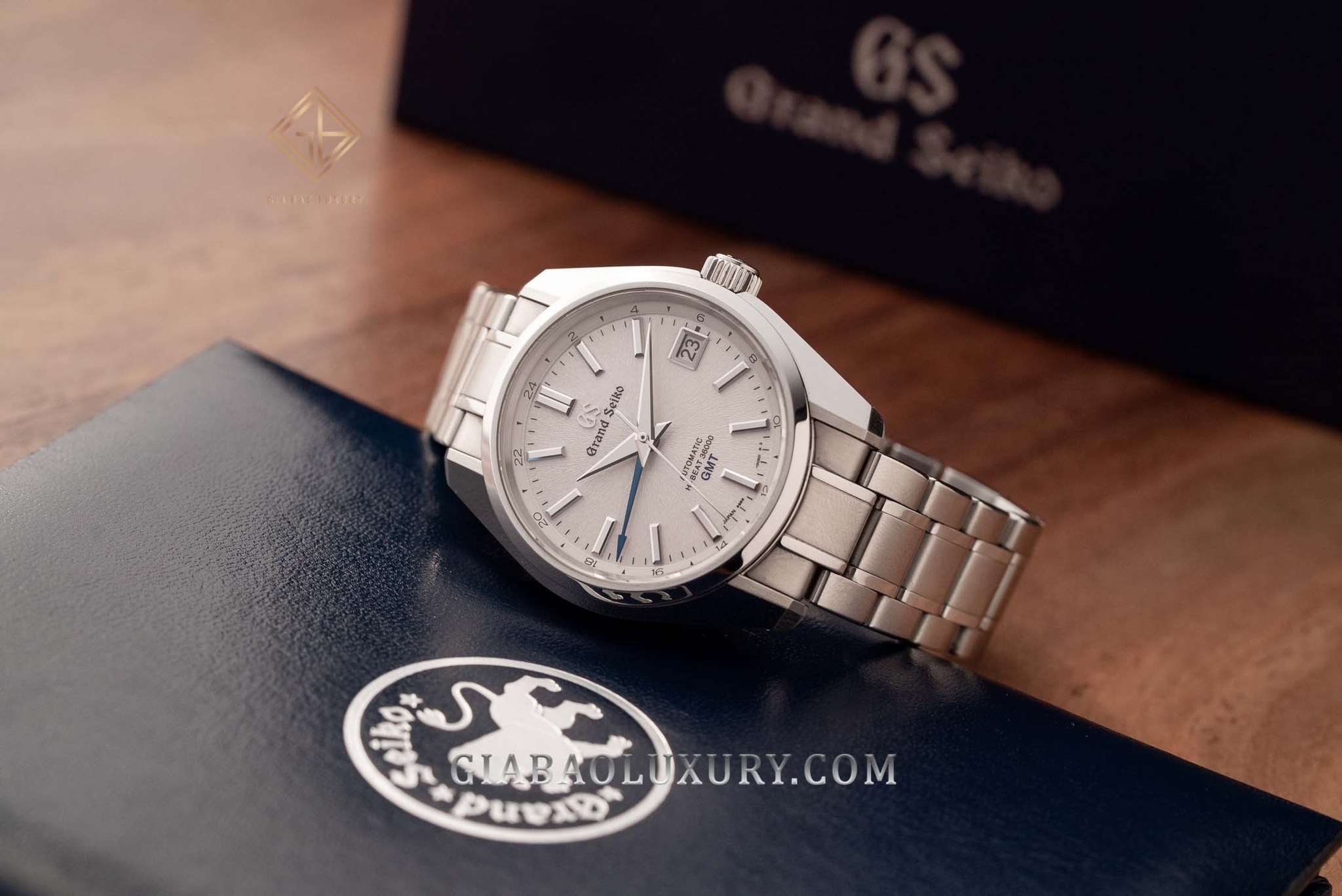 Review đồng hồ Grand Seiko Heritage Mt. Iwate SBGJ201