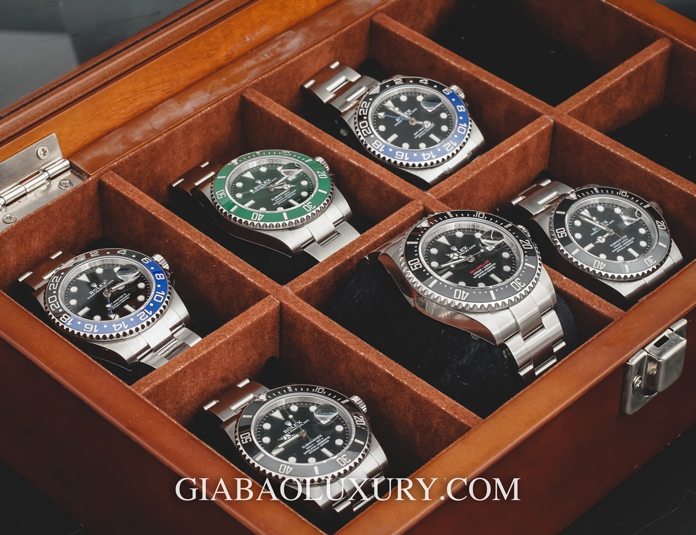 Đồng Hồ Rolex Submariner 116610 Ngọc Lục Bảo