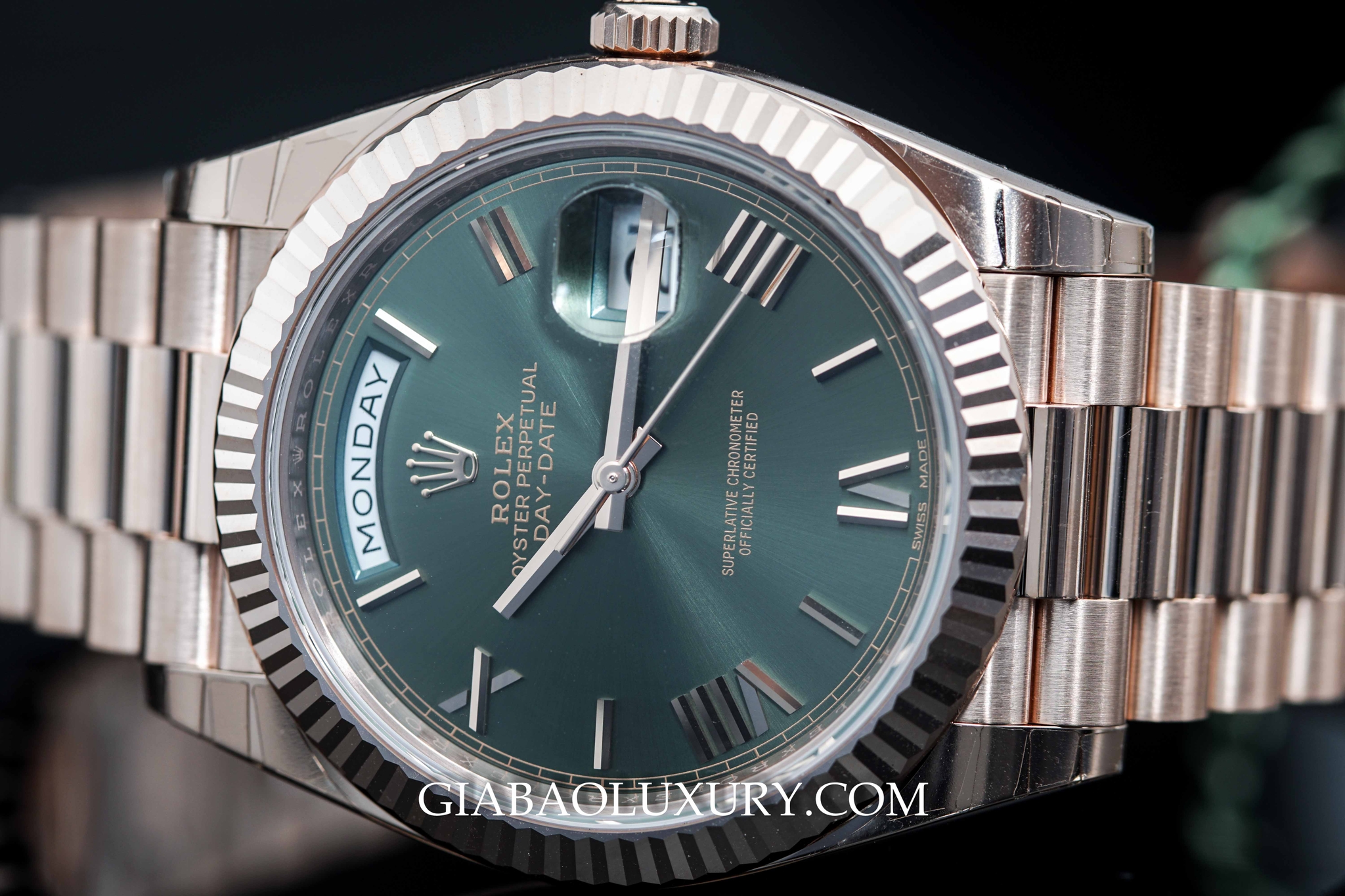 đồng hồ Rolex Day-Date 228235 phiên bản kỷ niệm