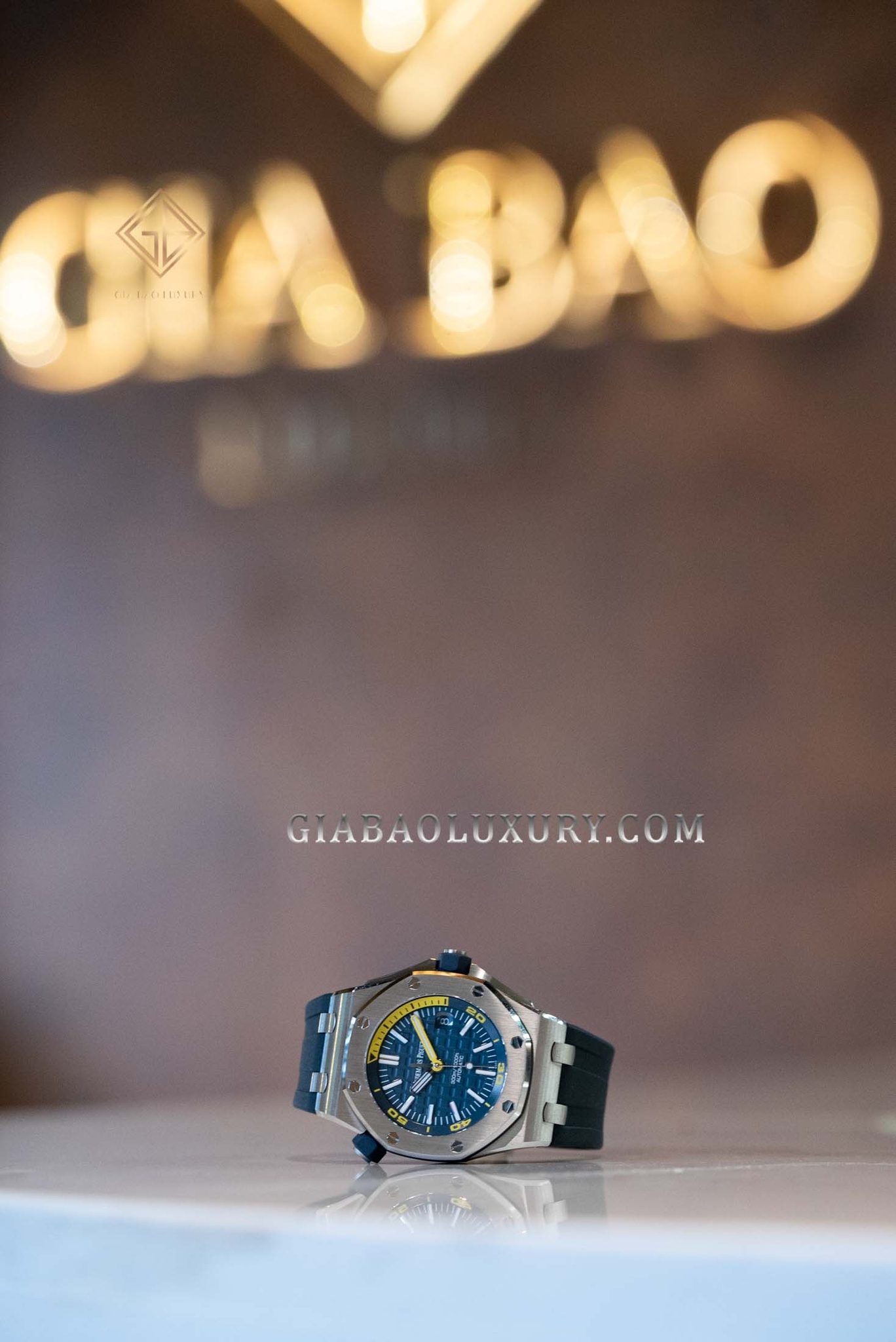 Đồng hồ Royal Oak Offshore Diver 15710ST.OO.A027CA.01