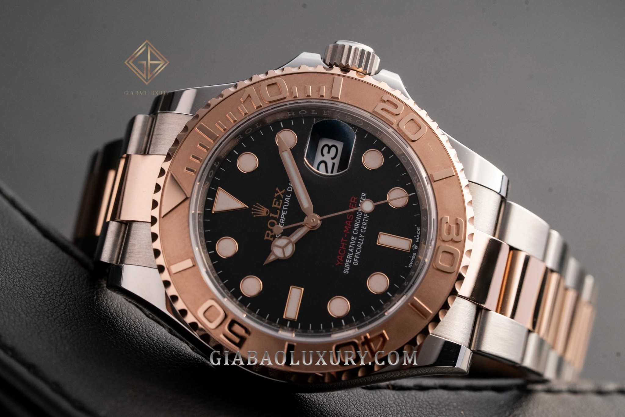 Đồng Hồ Rolex Yacht Master 40 126621 Mặt Số Đen