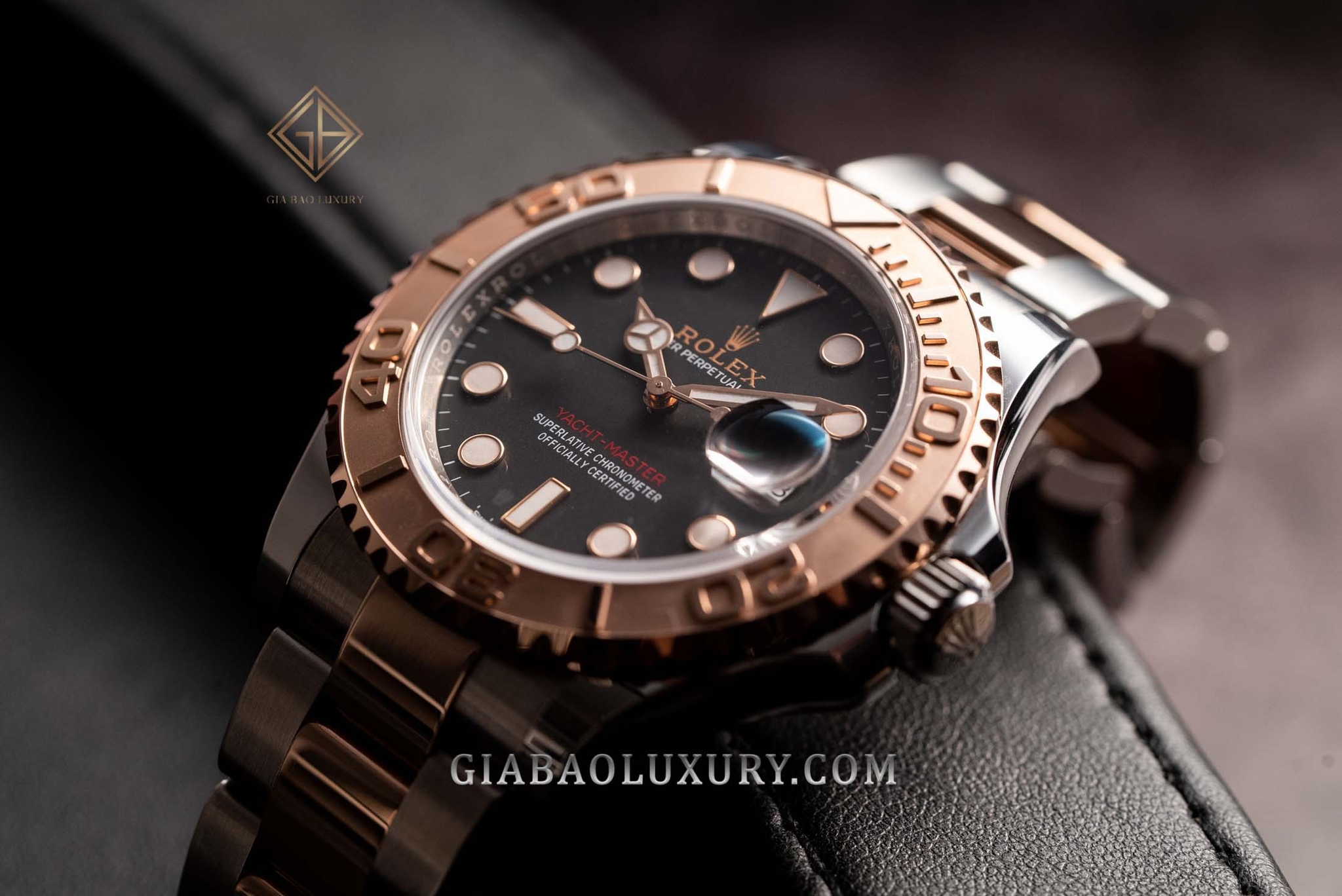 Đồng Hồ Rolex Yacht Master 40 126621 Mặt Số Đen