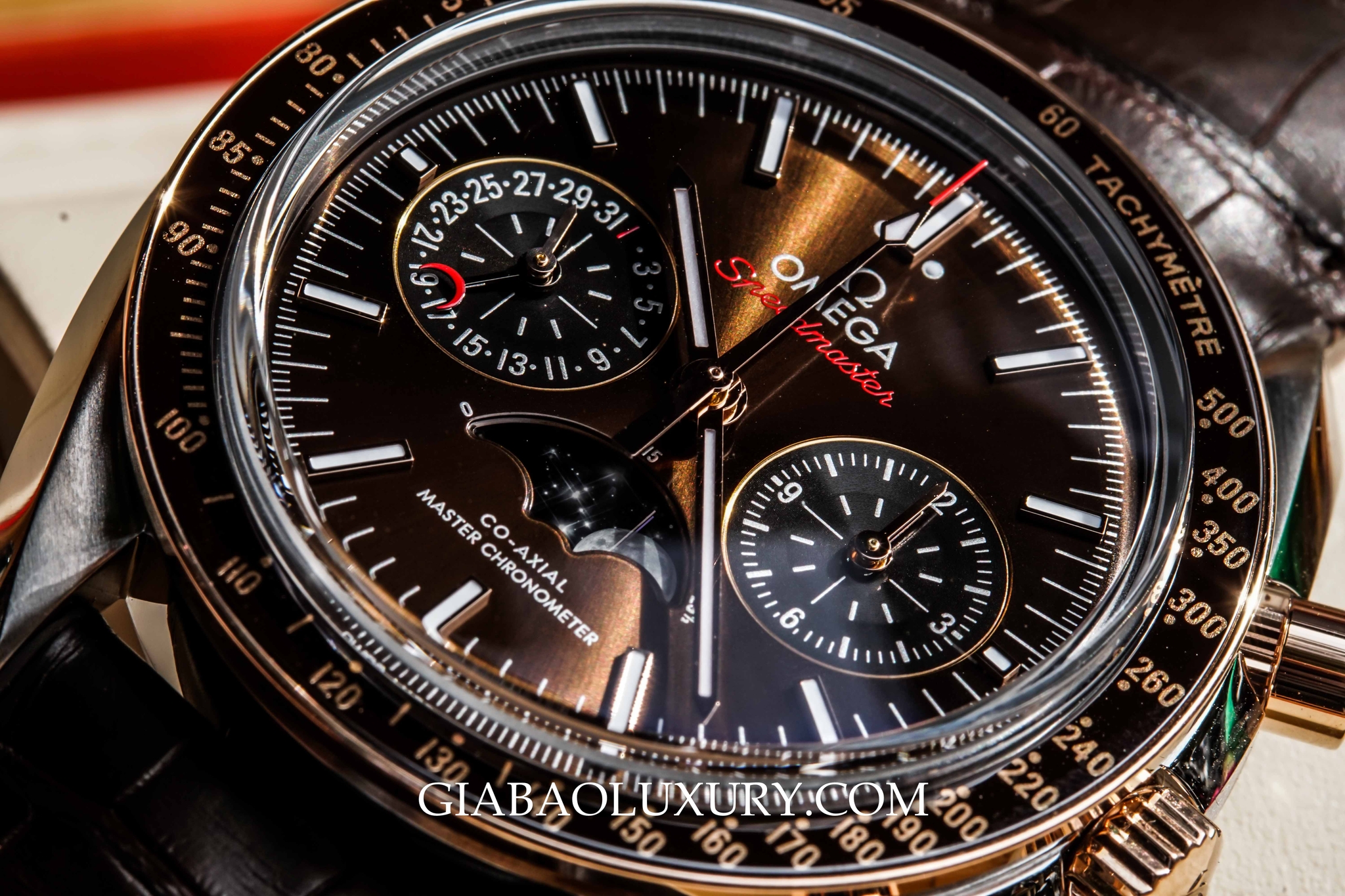 Đồng Hồ Omega Speedmaster MoonPhase Chronograph