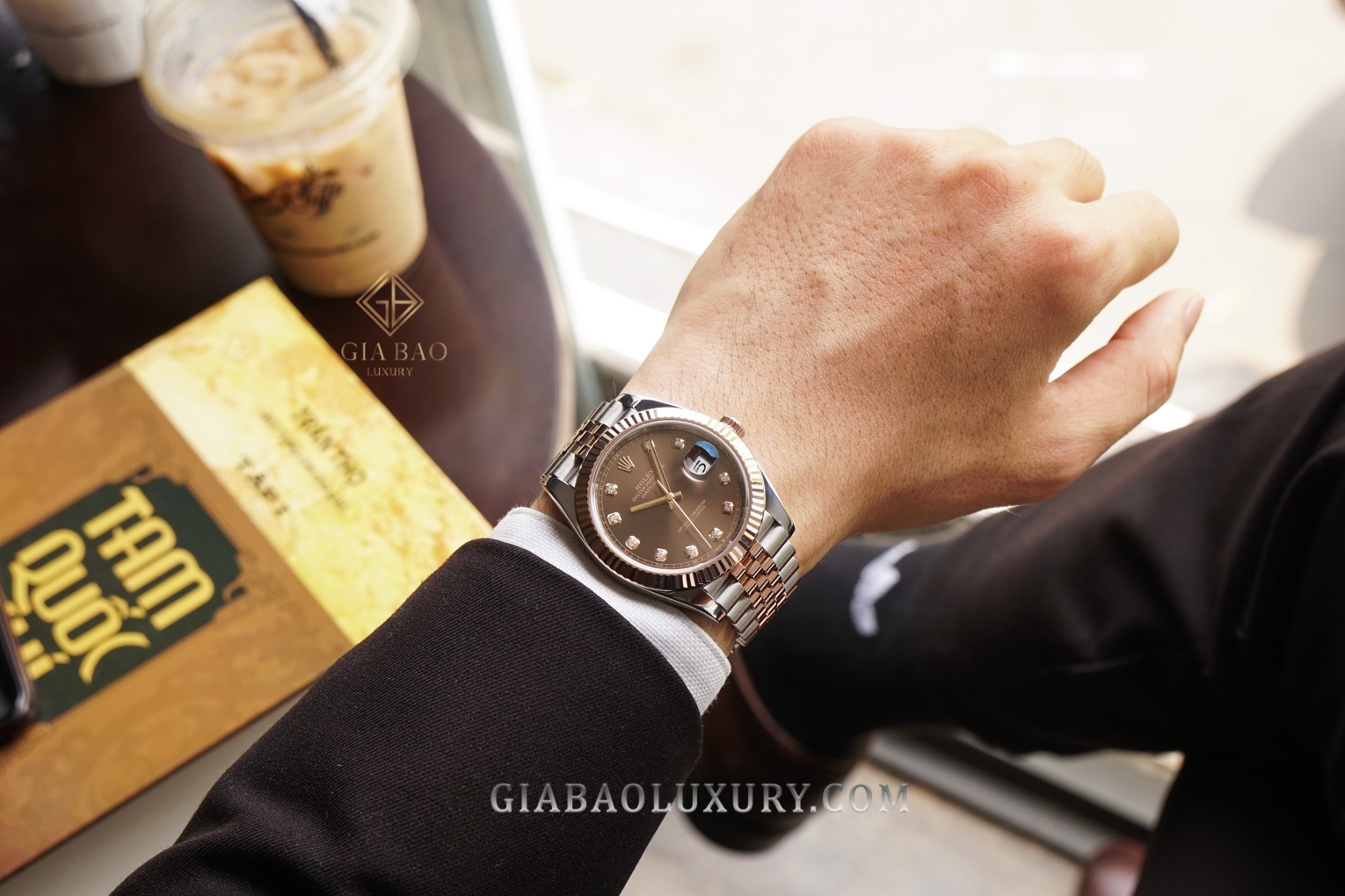 Đồng Hồ Rolex Datejust 41 126331 Mặt Số Chocolate Nạm Kim Cương