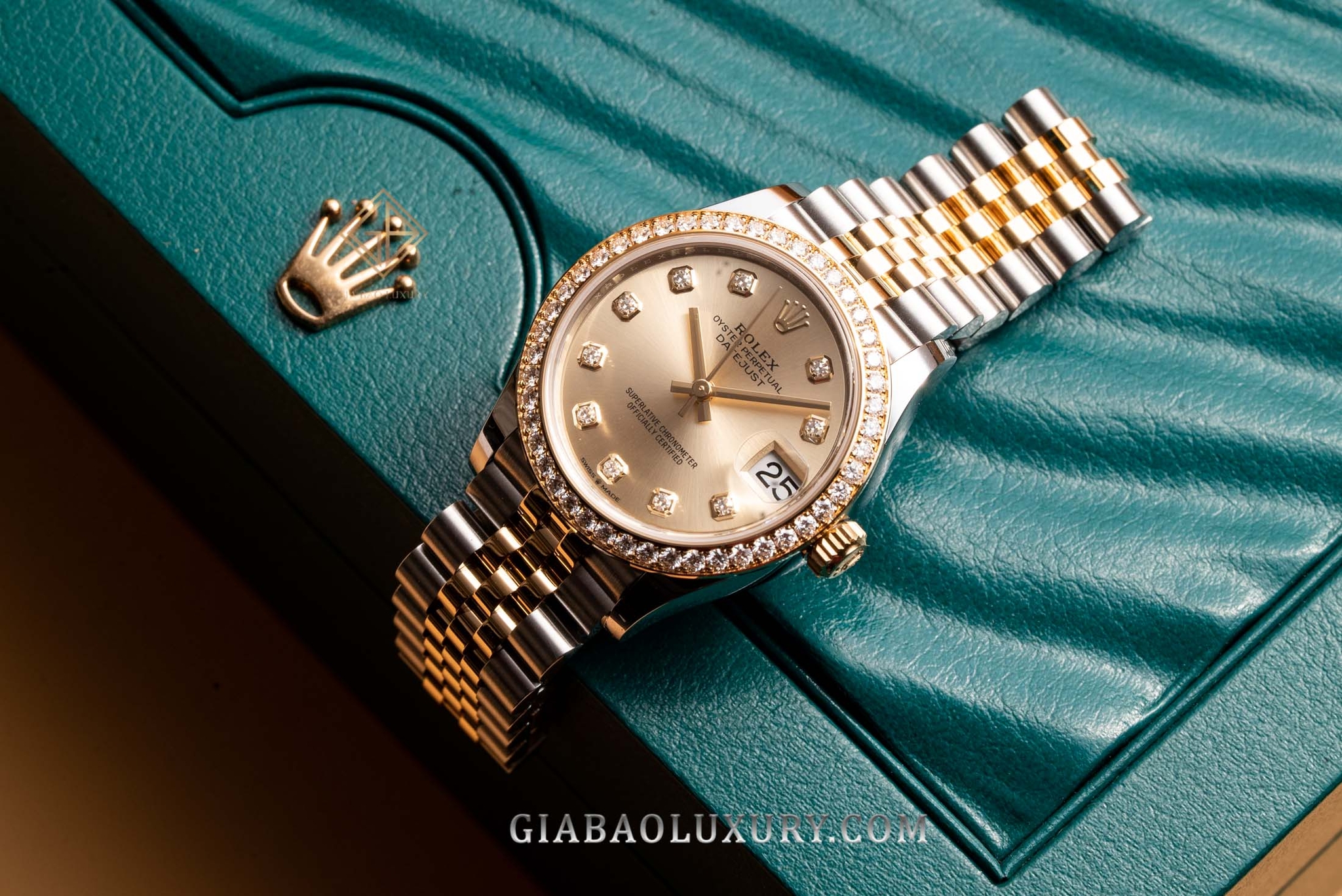 Đồng Hồ Rolex Datejust 31 278383RBR Mặt Số Vàng Champagne Nạm Kim Cương