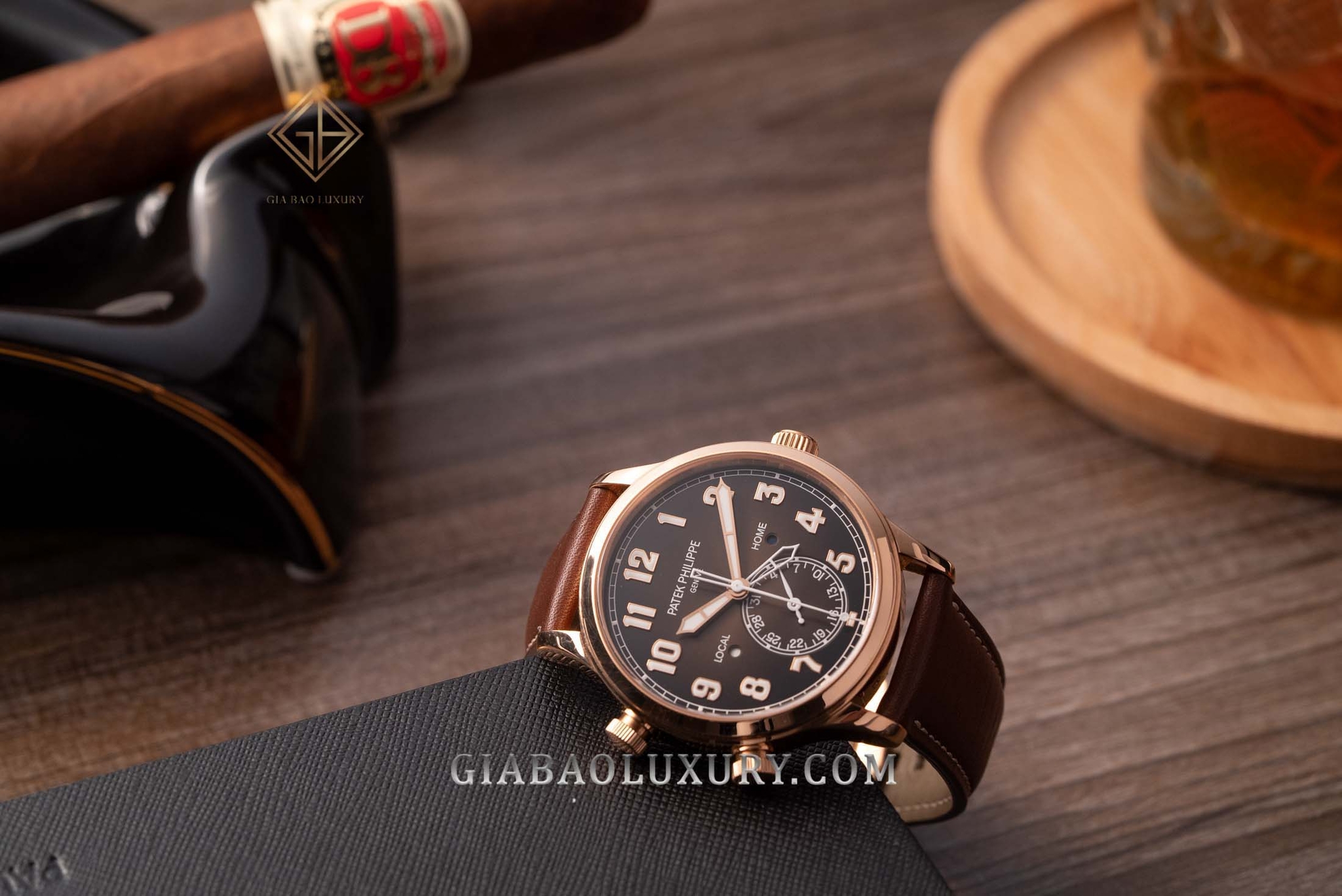 Đồng Hồ Patek Philippe Complications 5524R-001