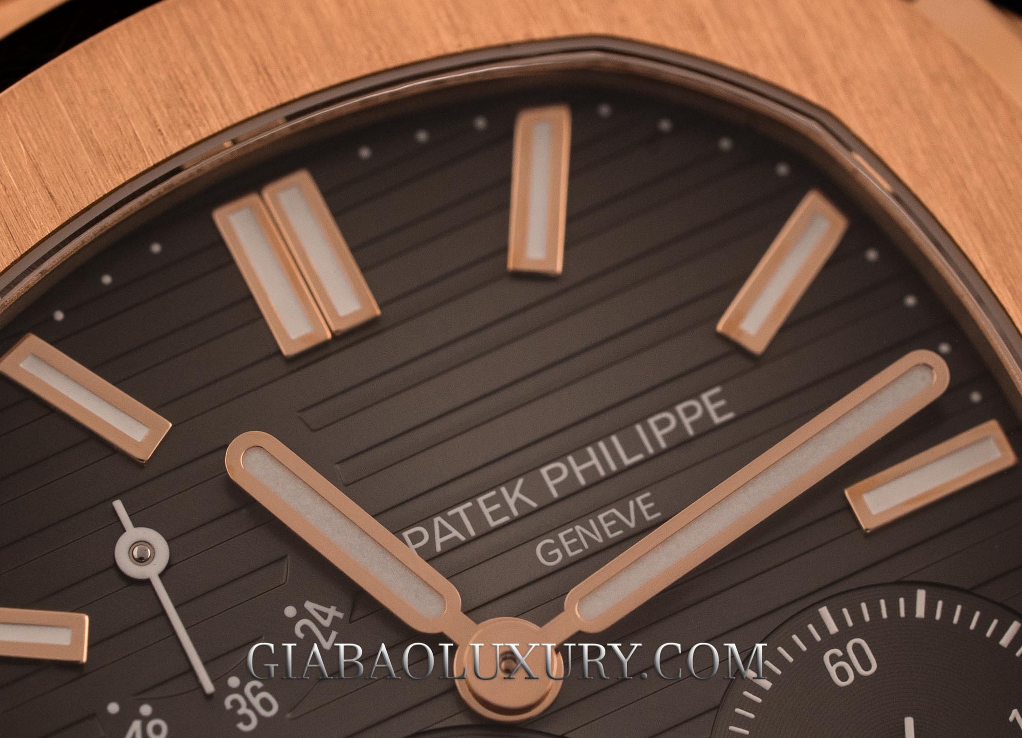 Đồng hồ Patek Philippe Nautilus 5712R-001