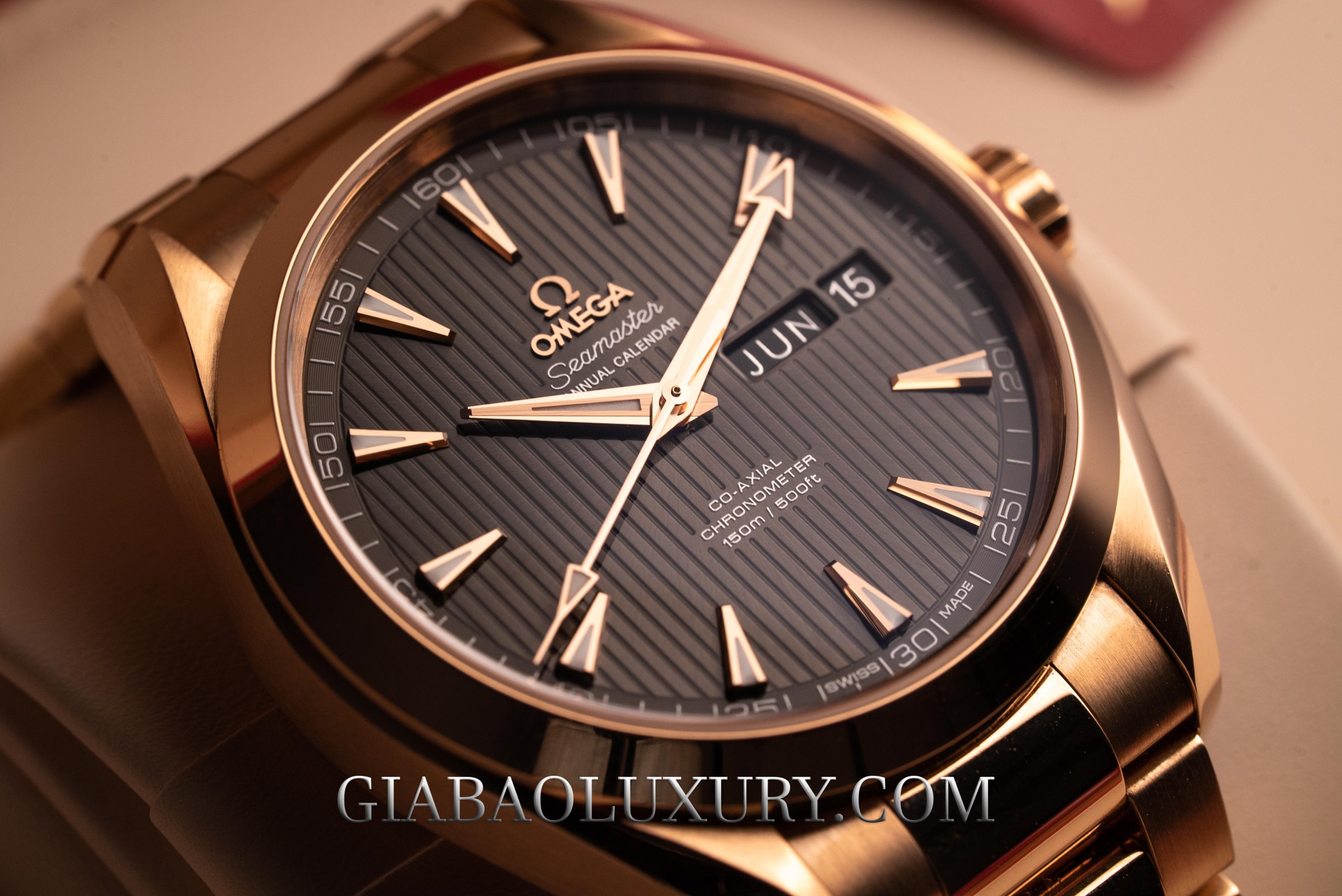 Đồng hồ Omega Seamaster Aqua Terra 150m Annual Calendar 43mm