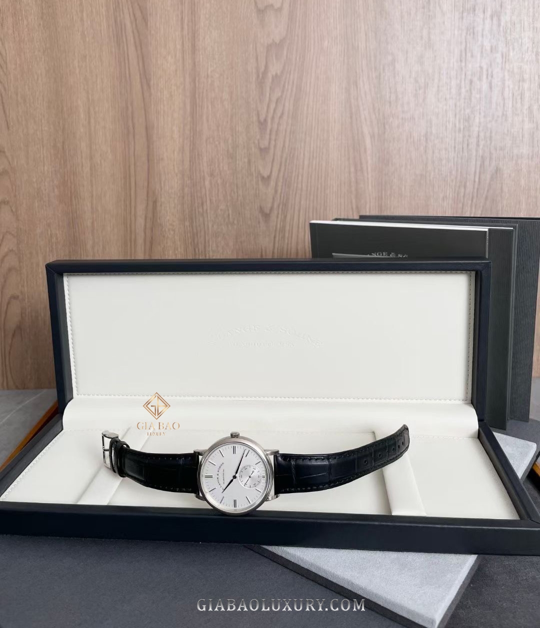 Đồng Hồ A. Lange & Söhne Saxonia 380.027