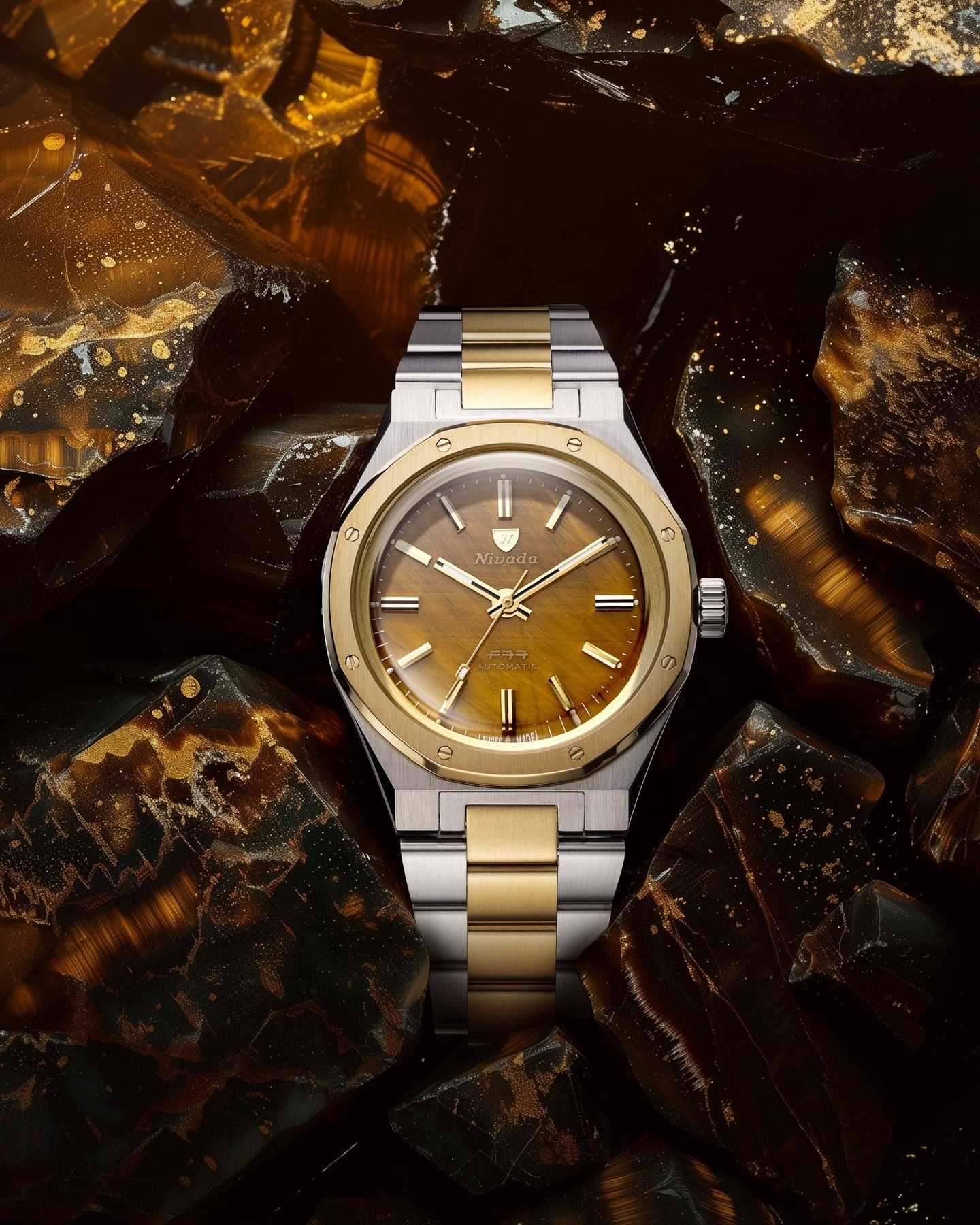 Nivada Grenchen, dòng sản phẩm F77, Ref number: 68033A77, mặt số Tiger Eye Bicolor Mark I