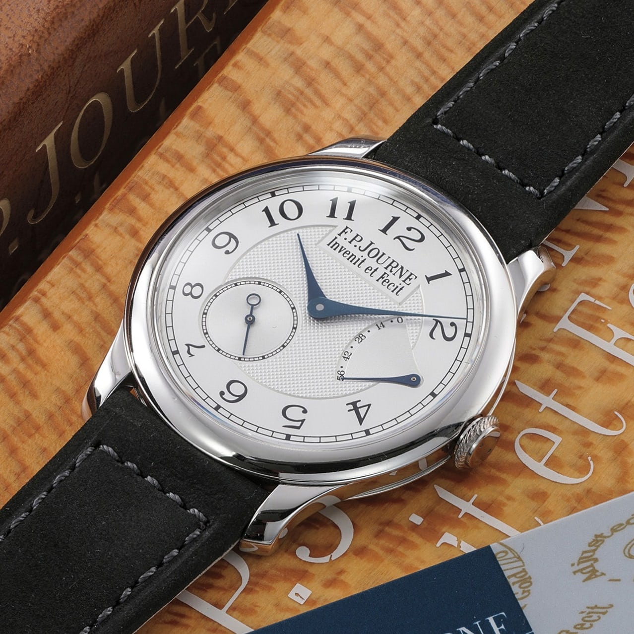 FP Journe Chronomètre Souverain (bạch kim, # 001) - Lô 140 - 163.800 CHF