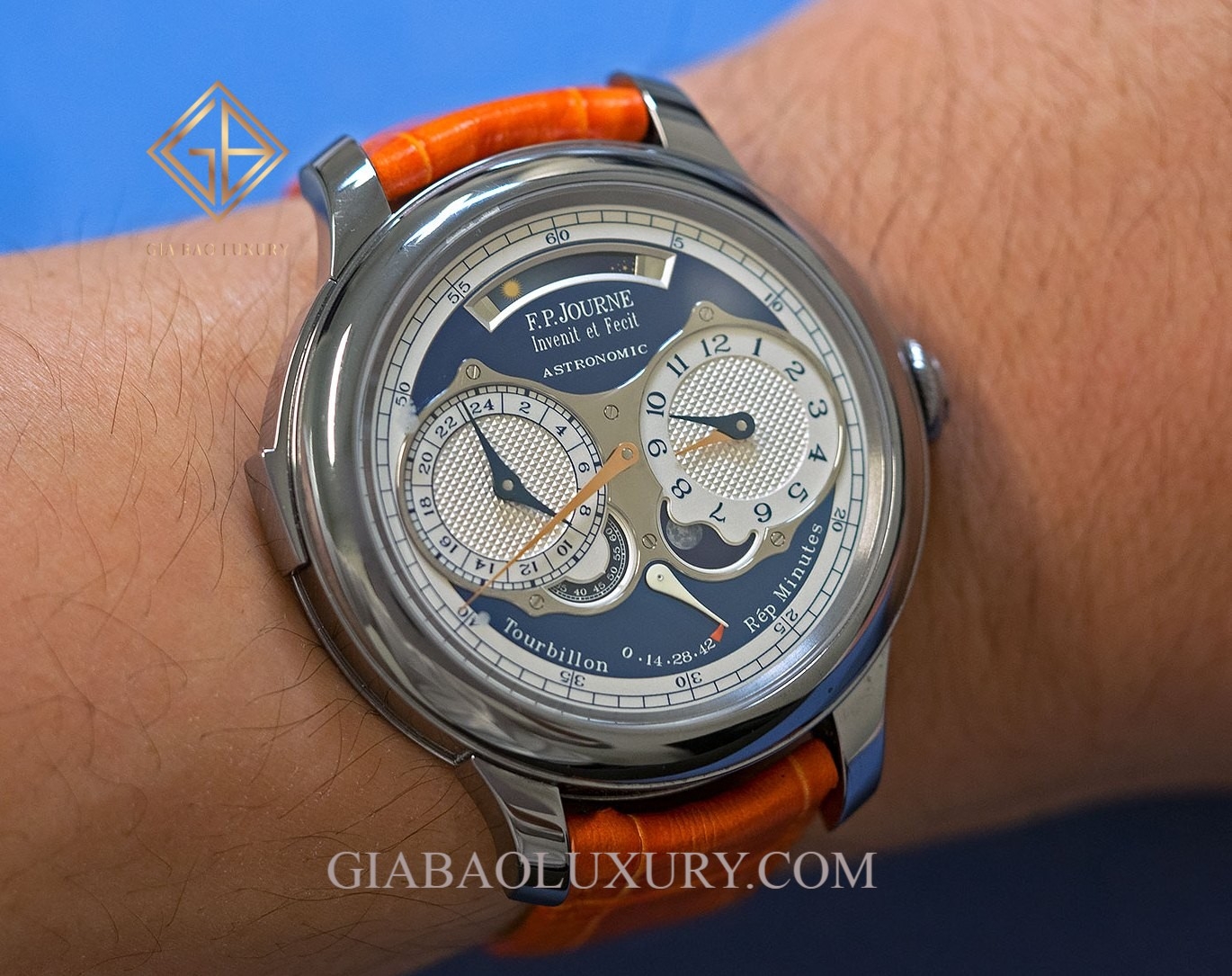 Review đồng hồ F.P.Journe Astronomic Blue tại Only Watch 2019